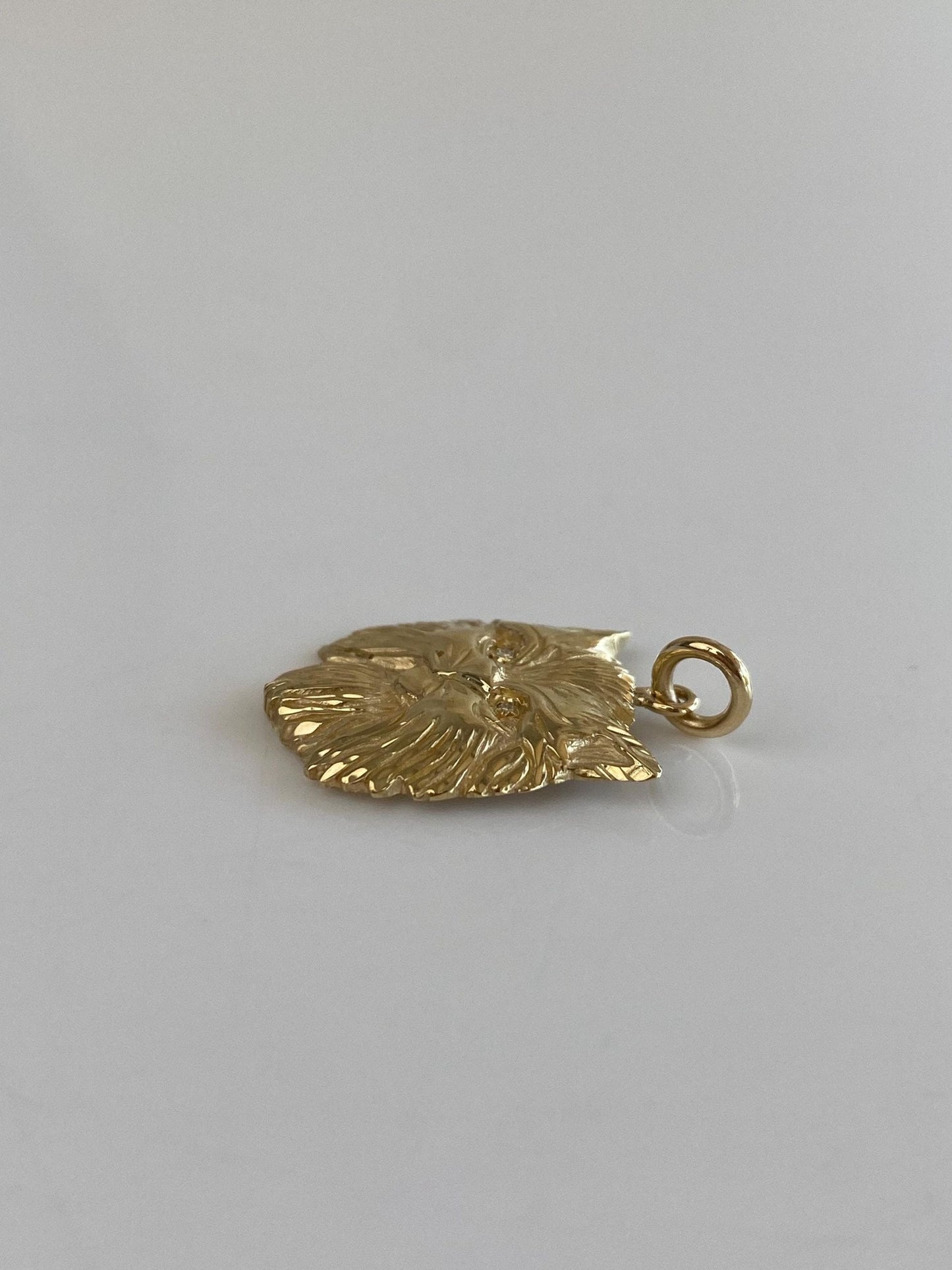 Vintage Solid 14k Yellow Gold Clear Sapphire Eyes Cat Charm