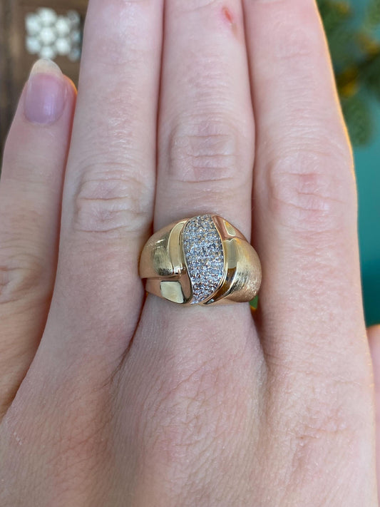 Vintage Solid 14k White & Yellow Gold Diamond Ring Band - Size 6