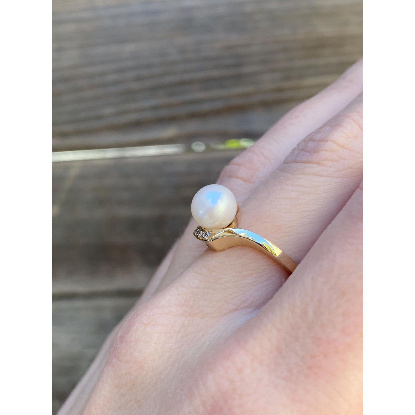 Vintage Solid 14k Yellow Gold Pearl Diamond Ring - Size 5.75