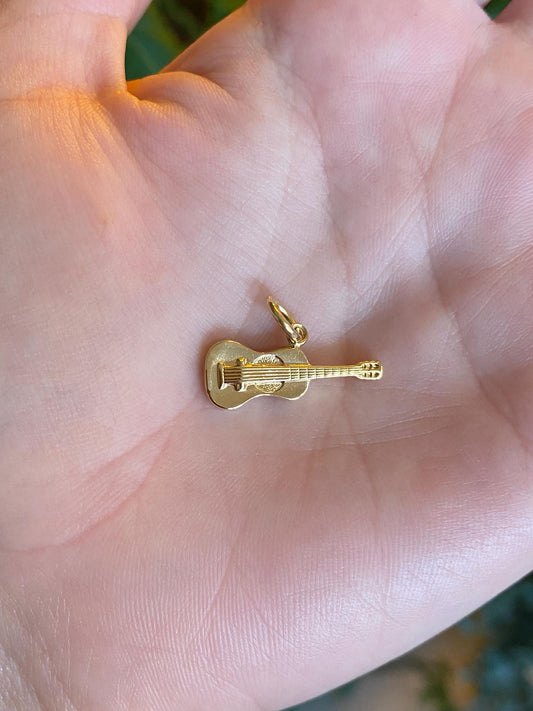 Vintage 18k Yellow Gold Guitar Charm
