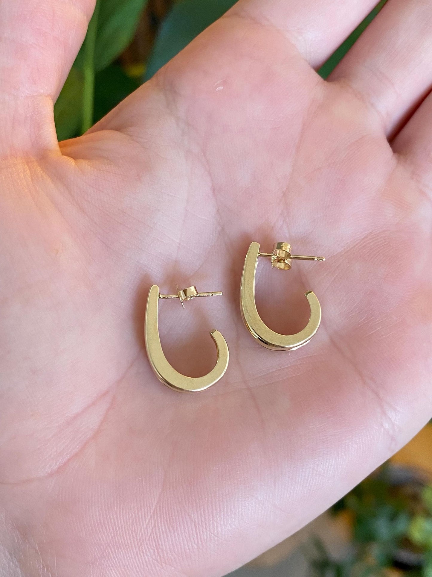 Vintage Solid 14k Yellow Gold Baguette Diamond Drop Earrings