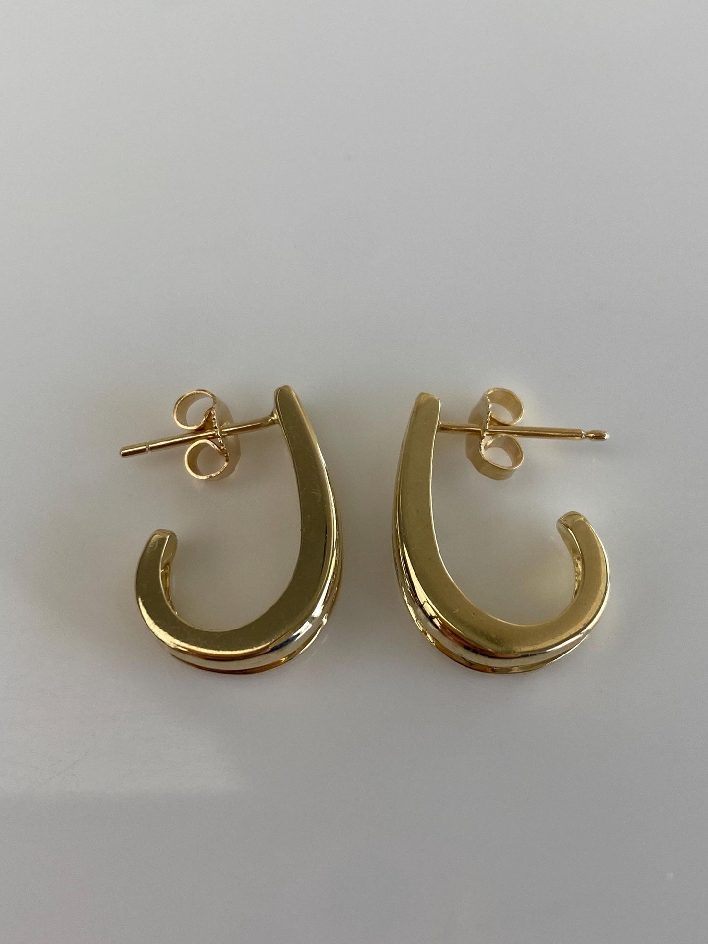 Vintage Solid 14k Yellow Gold Baguette Diamond Drop Earrings