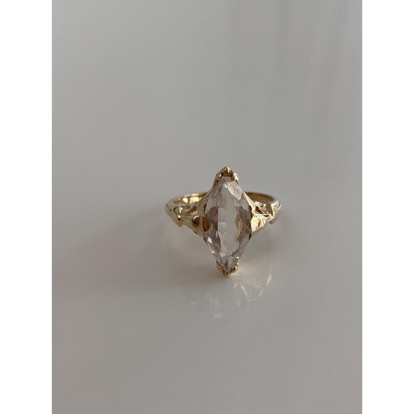 Solid 10k Yellow Gold Clear Cubic Zirconia Ring - Size 5.75