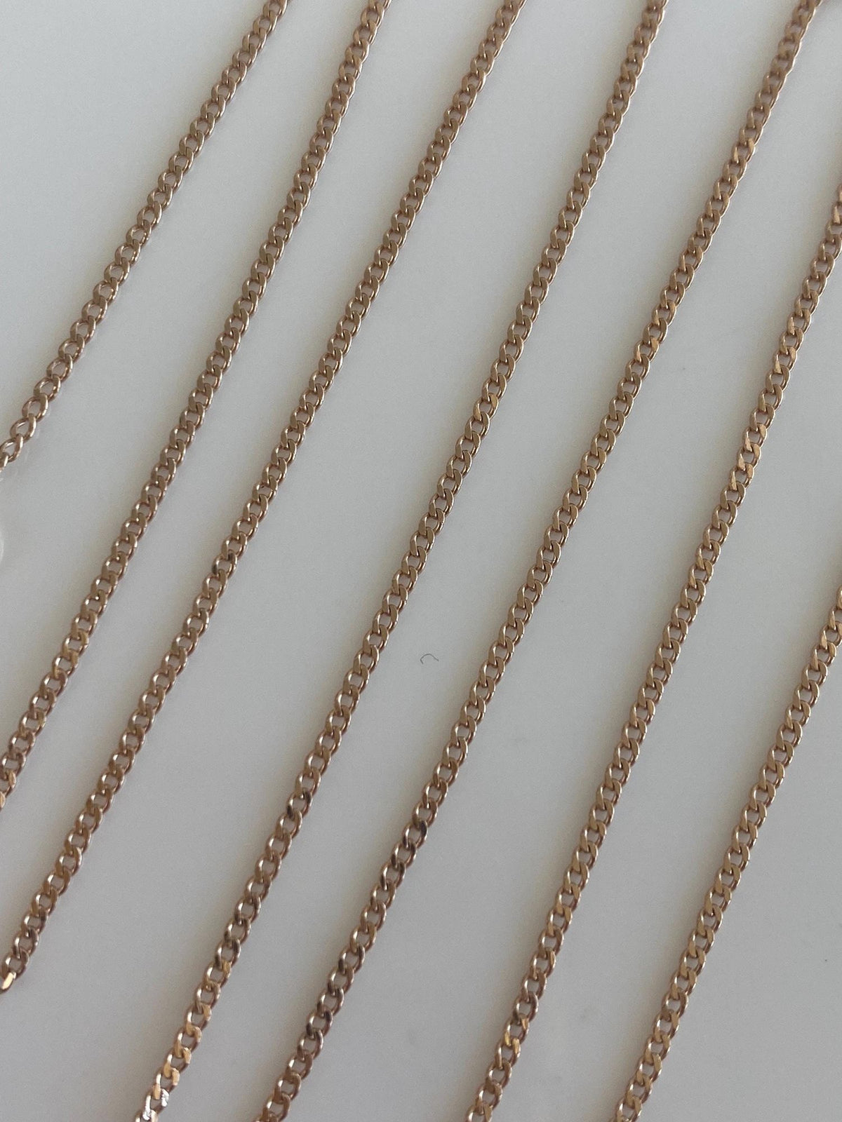 Vintage Solid 14k Yellow Gold Curb Chain Necklace - 18.75 inches
