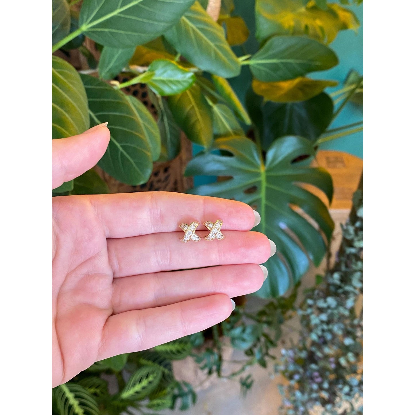 Vintage Solid 14k Yellow Gold Clear Cubic Zirconia X Stud Earrings