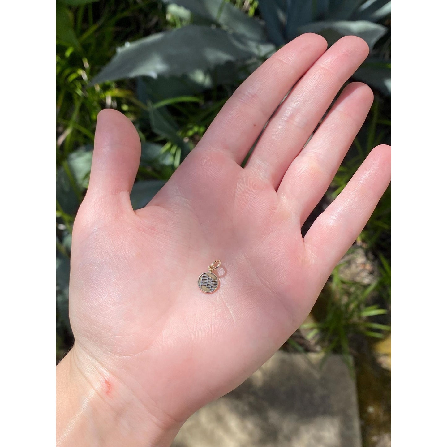 Vintage Solid 14k Yellow Gold Flag Charm