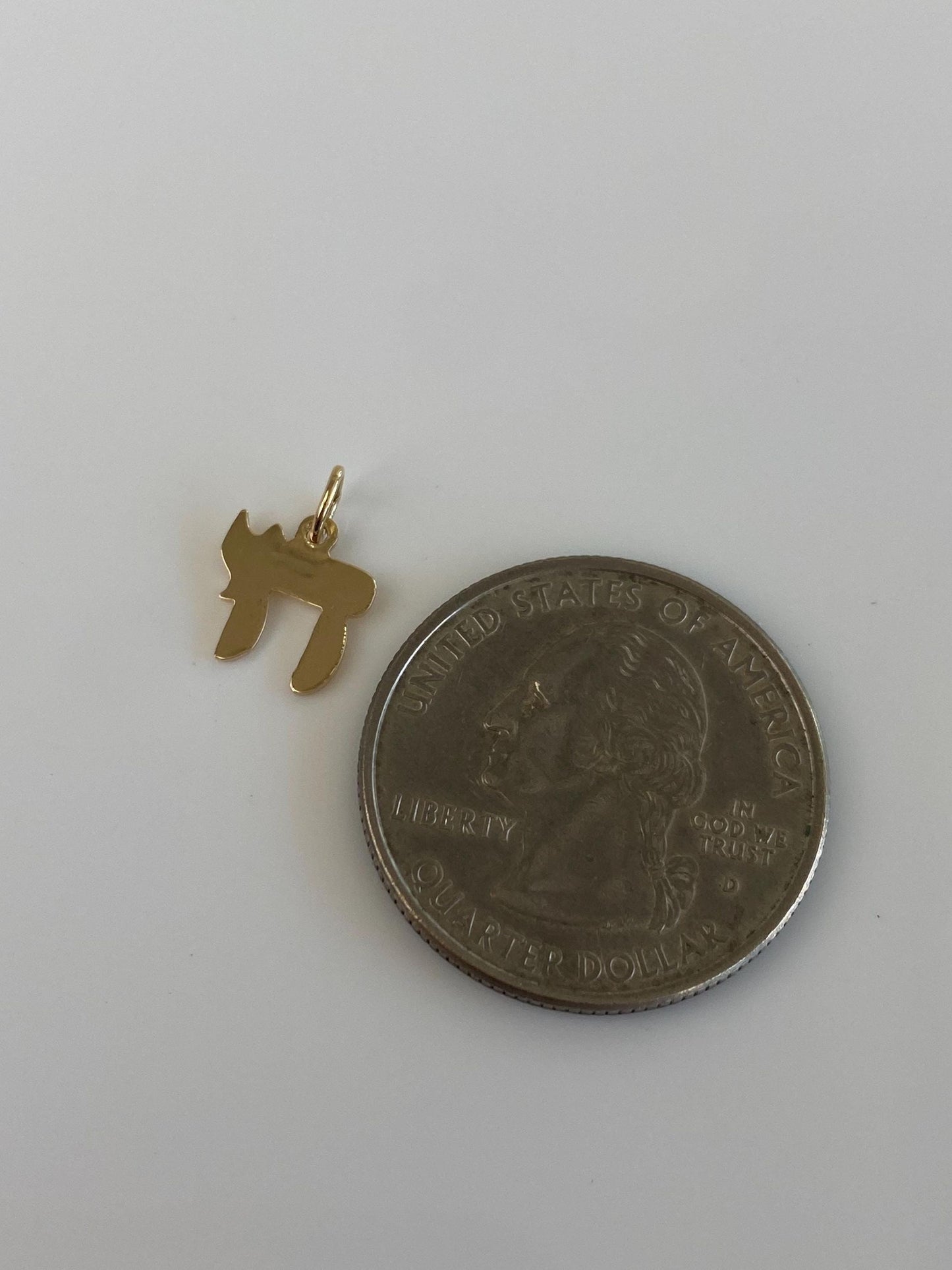 Vintage Solid 14k Yellow Gold Chai Symbol Charm