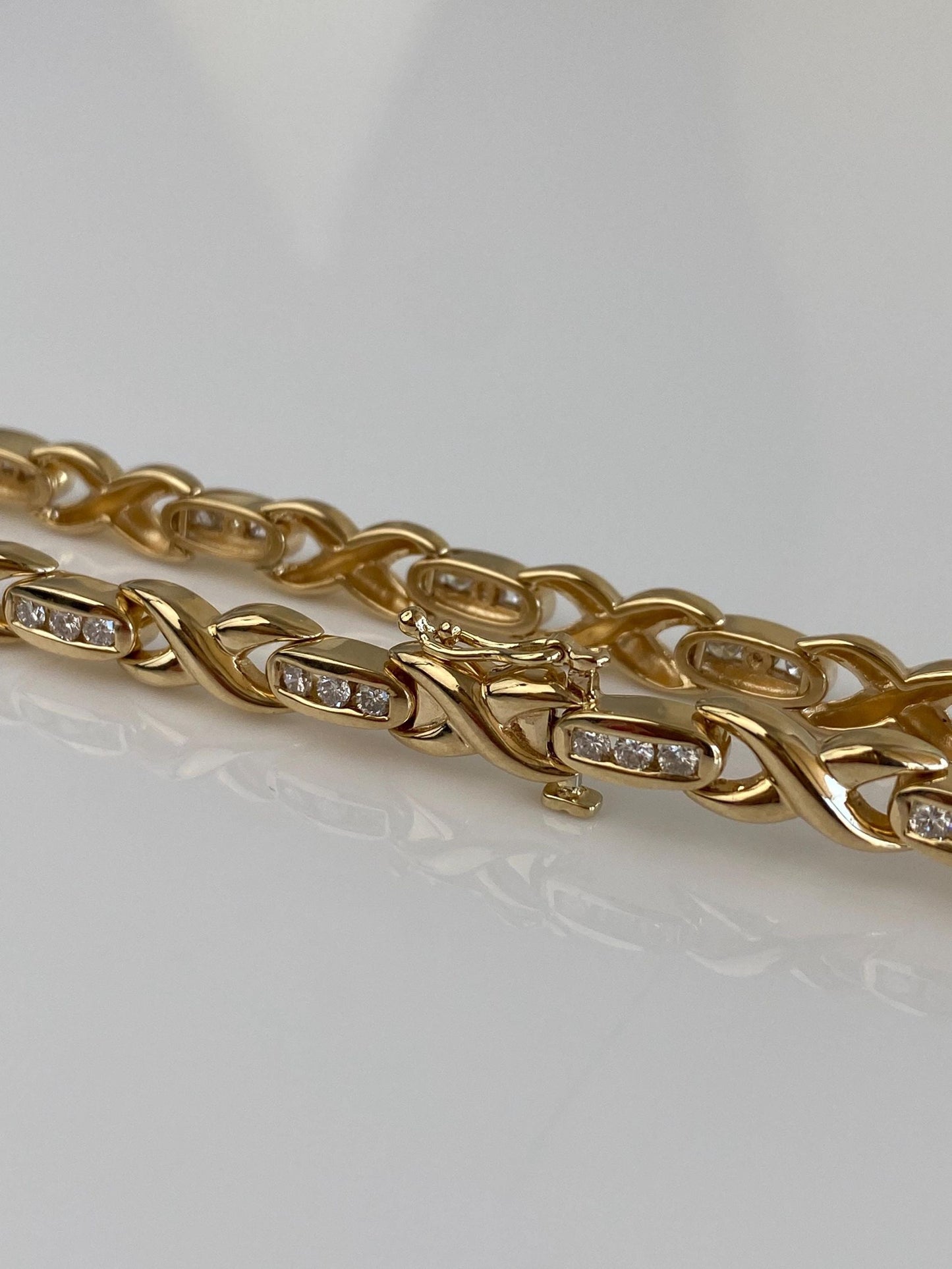 Vintage Solid 14k Yellow Gold Diamond X Link Bracelet - 7.25 Inches