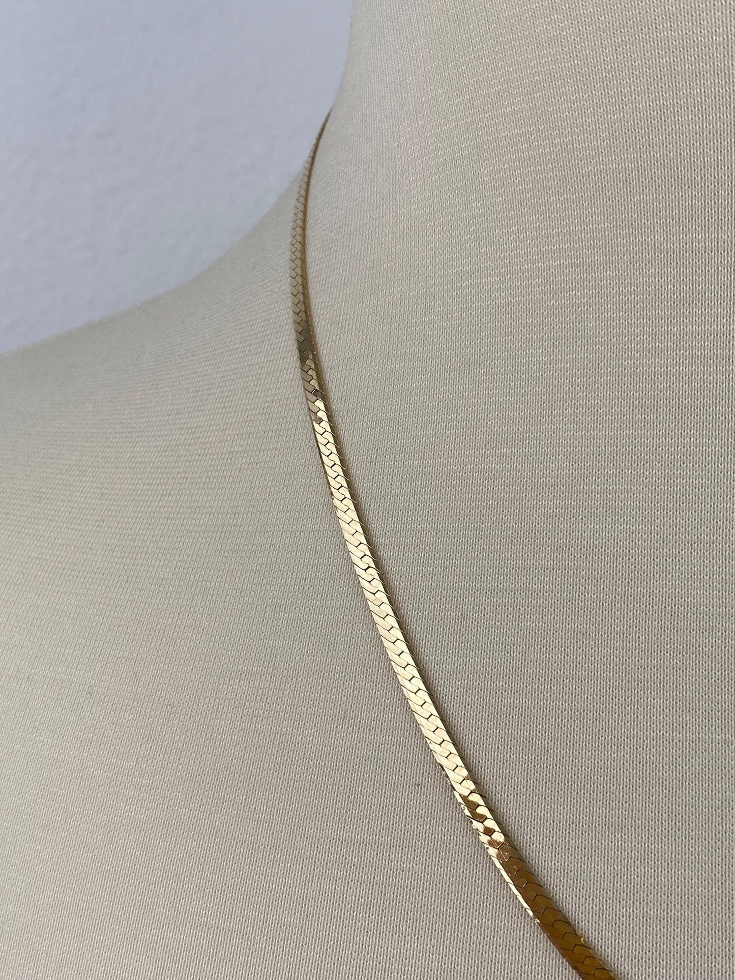 Vintage Solid 14k Yellow Gold Herringbone Chain Necklace - 20.25 inches