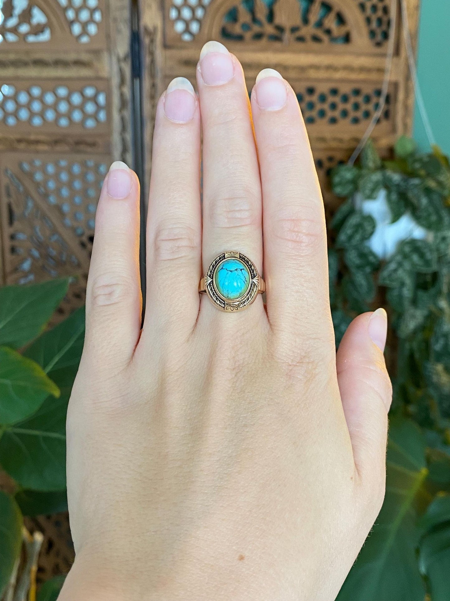 Vintage Solid 10k Yellow Gold Turquoise Ring - Size 7