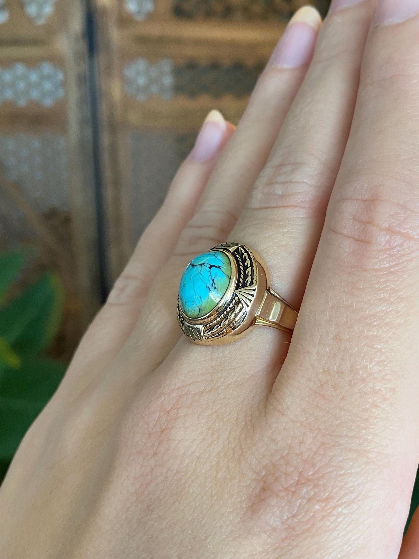 Vintage Solid 10k Yellow Gold Turquoise Ring - Size 7