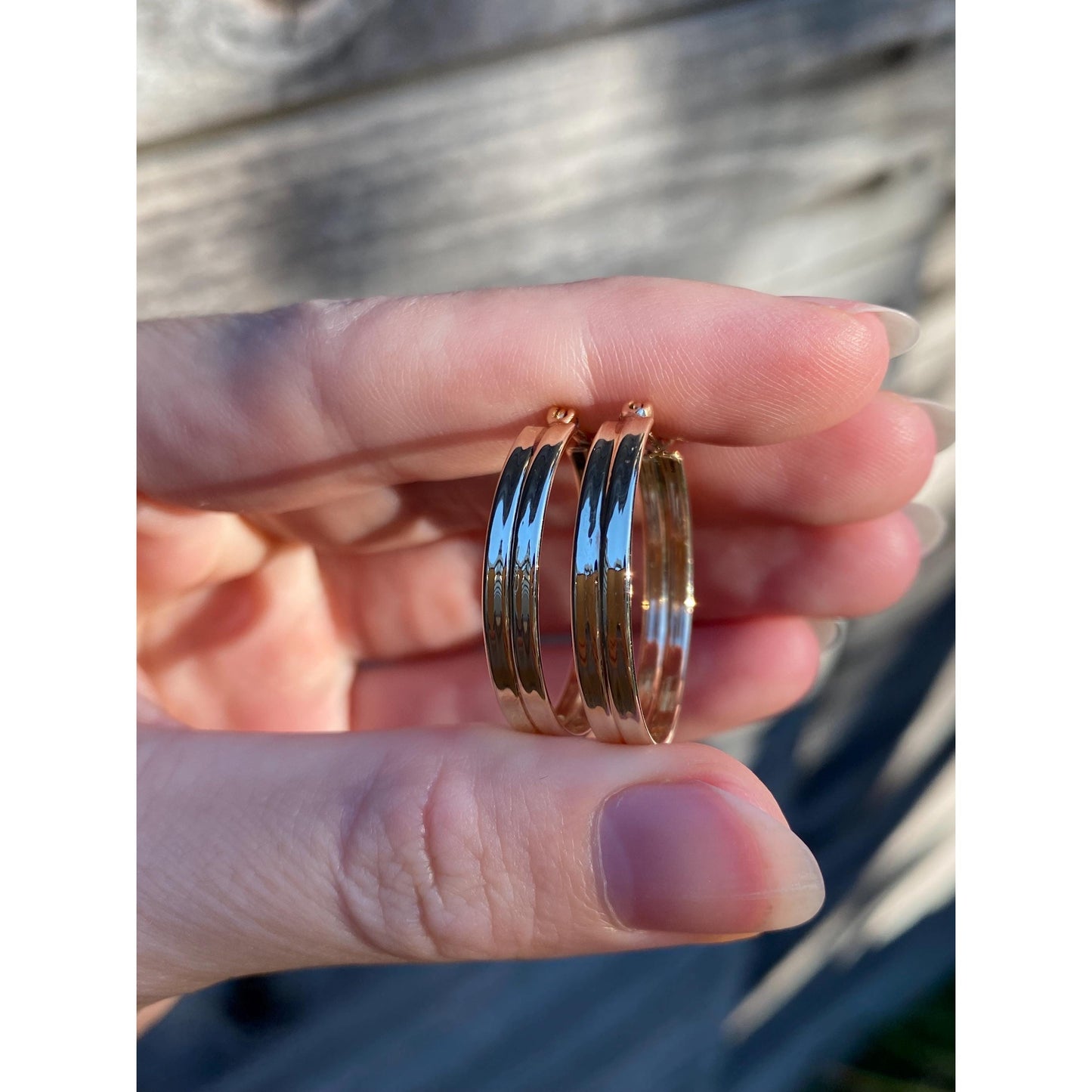 Vintage Solid 14k Yellow Gold Lined Hoop Earrings