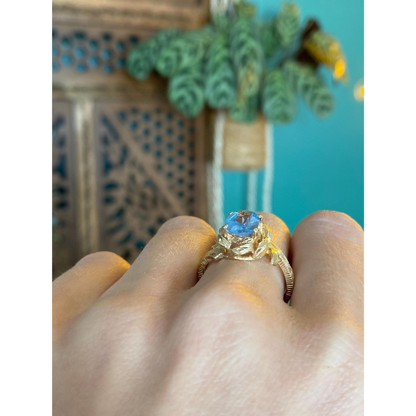 Vintage Solid 14k Yellow Gold Topaz Ring - Size 8.5