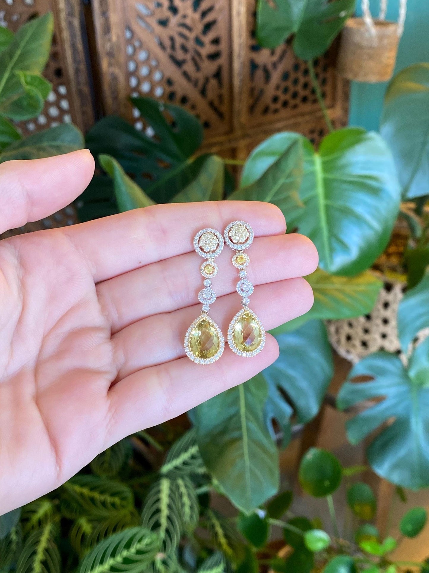 Vintage Solid 18k White & Yellow Gold Clear Sapphire Yellow Quartz Dangle Earrings