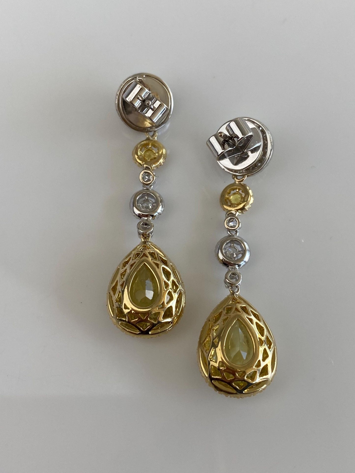 Vintage Solid 18k White & Yellow Gold Clear Sapphire Yellow Quartz Dangle Earrings
