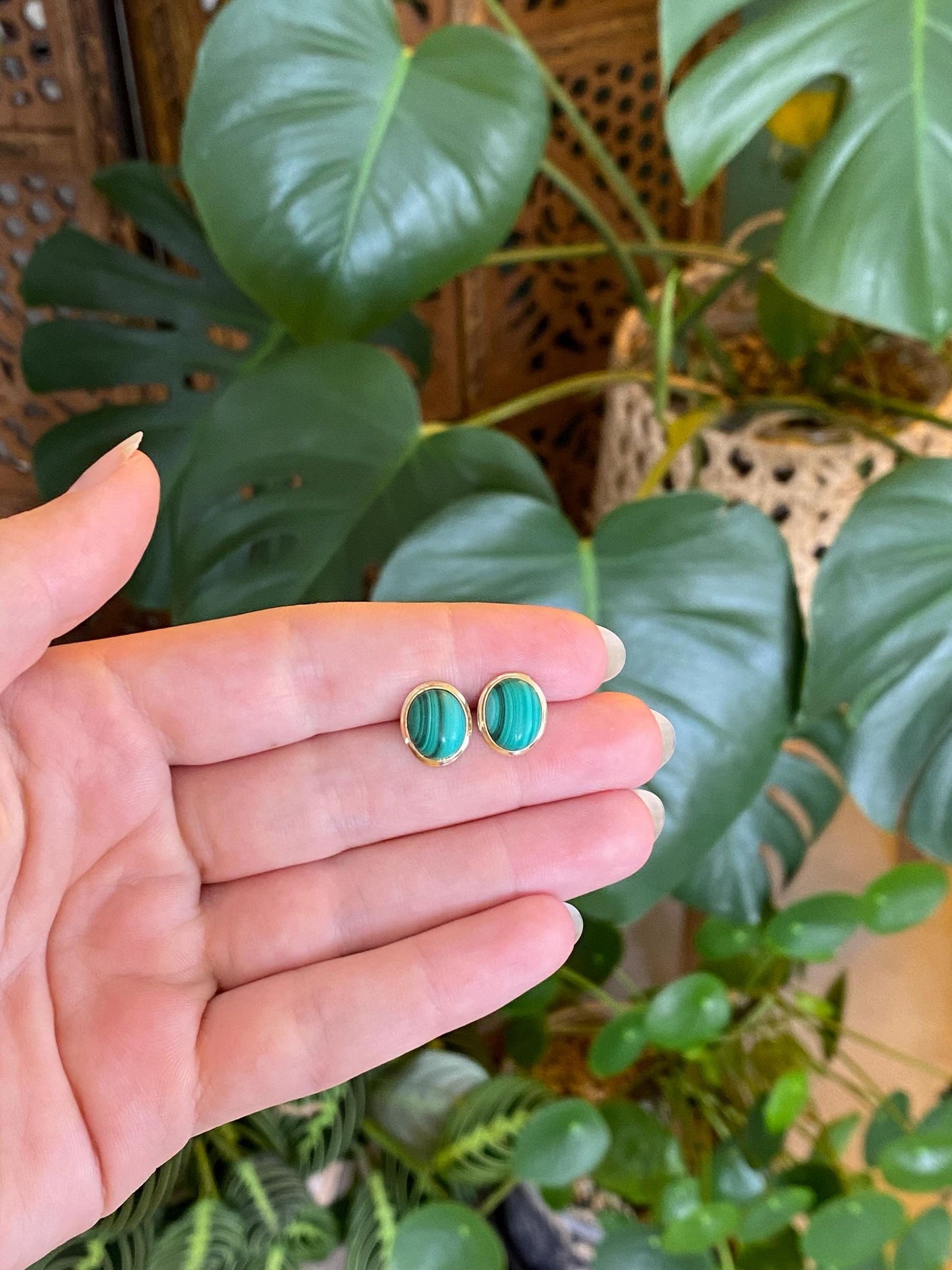 Vintage Solid 14k Yellow Gold Malachite Stud Earrings