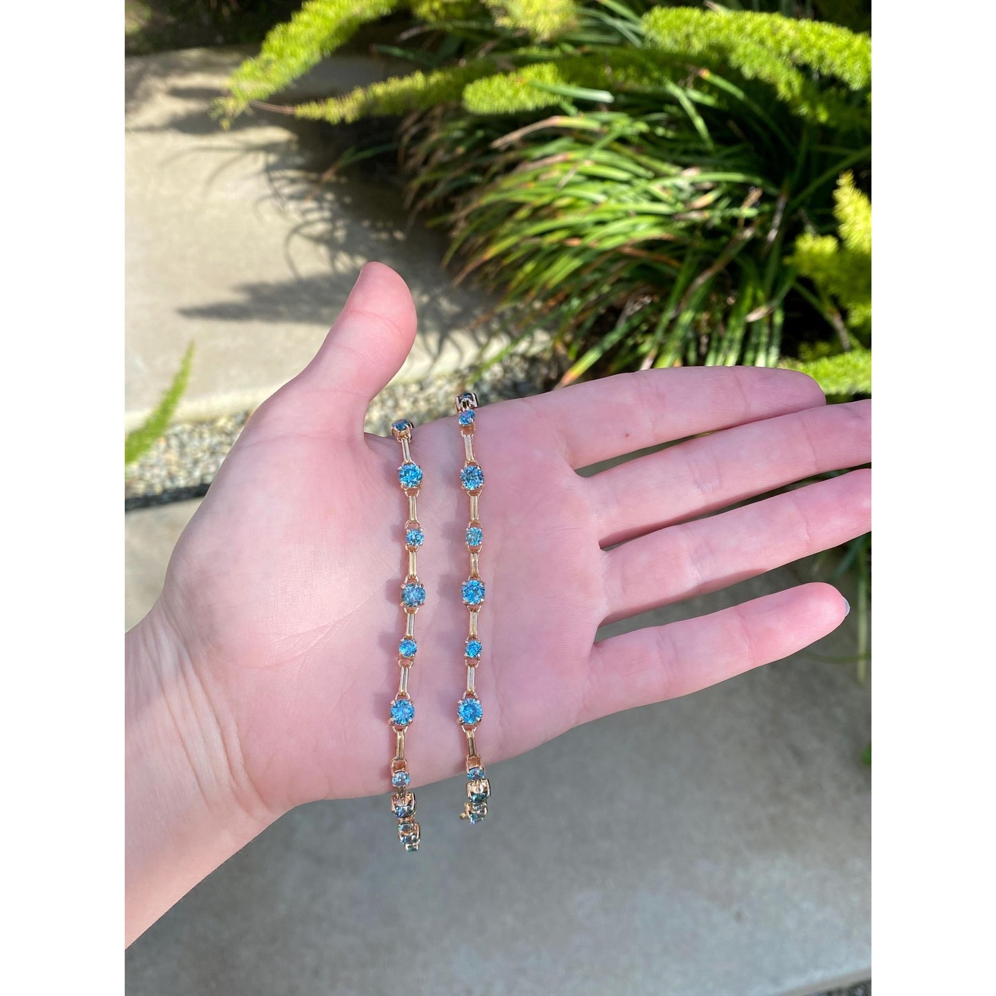 Vintage Solid 14k Yellow Gold Blue Zircon Link Necklace - 14.5 inches