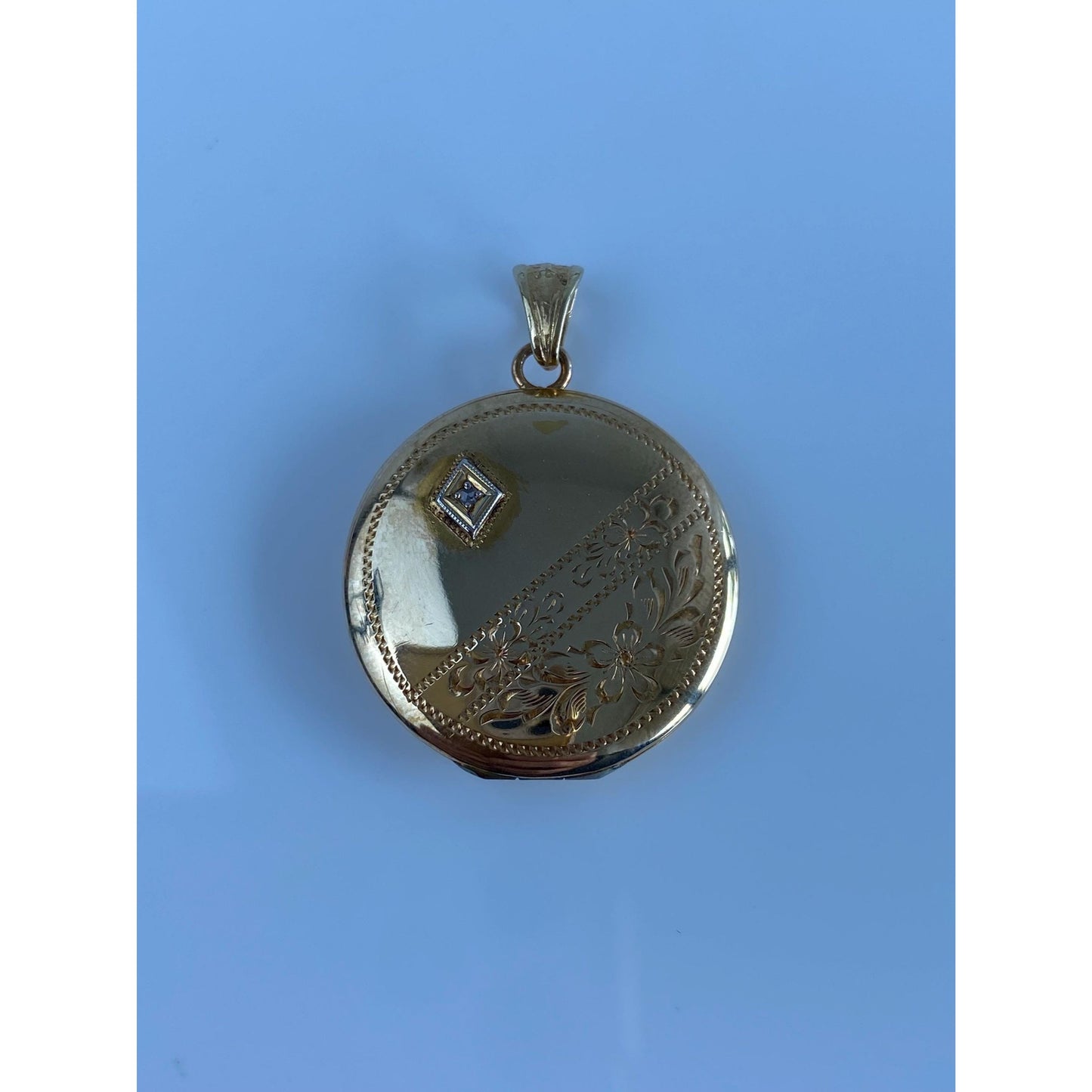 Vintage Solid 10k Yellow Gold Diamond Engraved Locket Charm