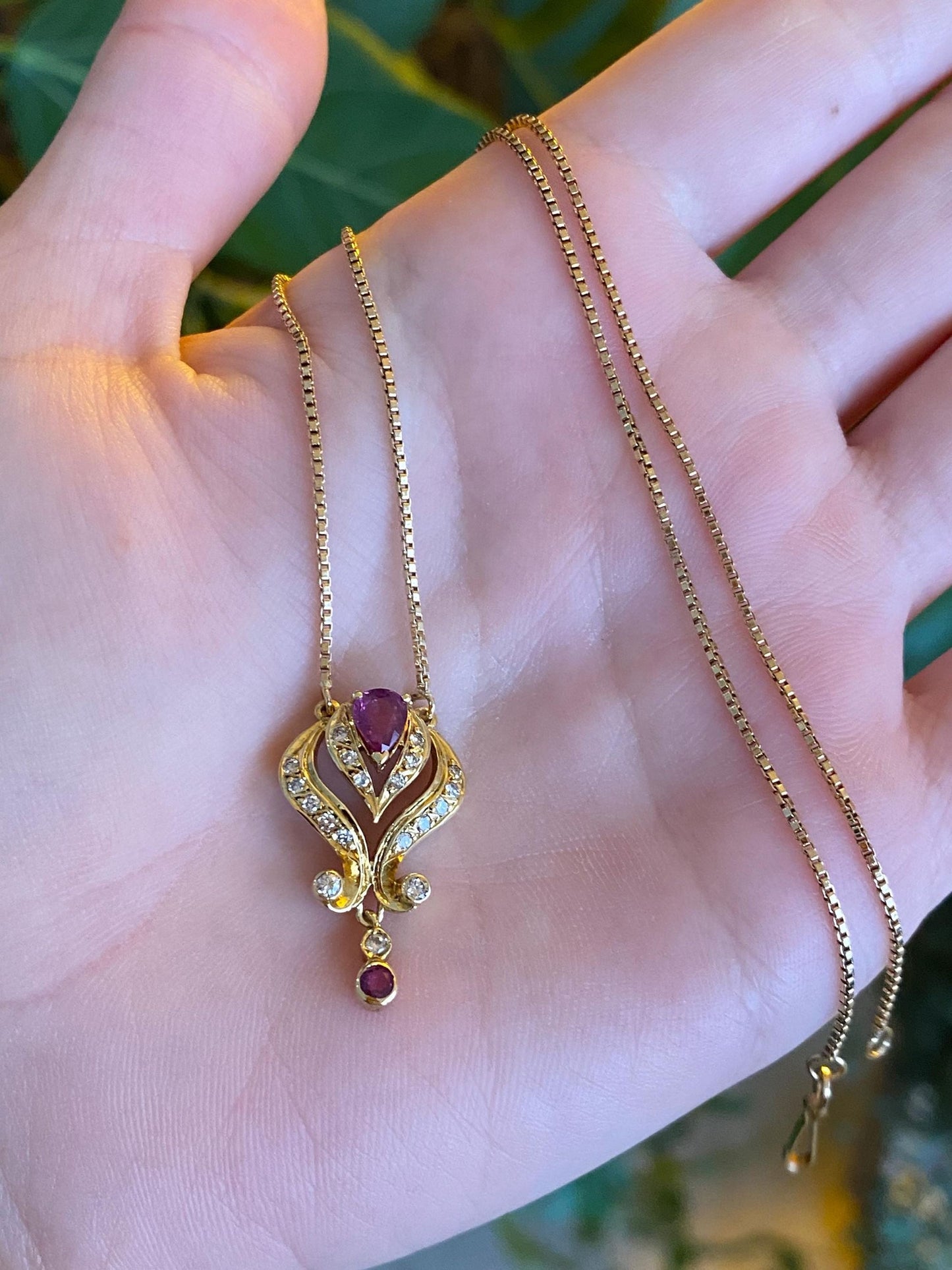 Vintage Solid 18k Yellow Gold Diamond Ruby Box Chain Necklace - 15.5 inches