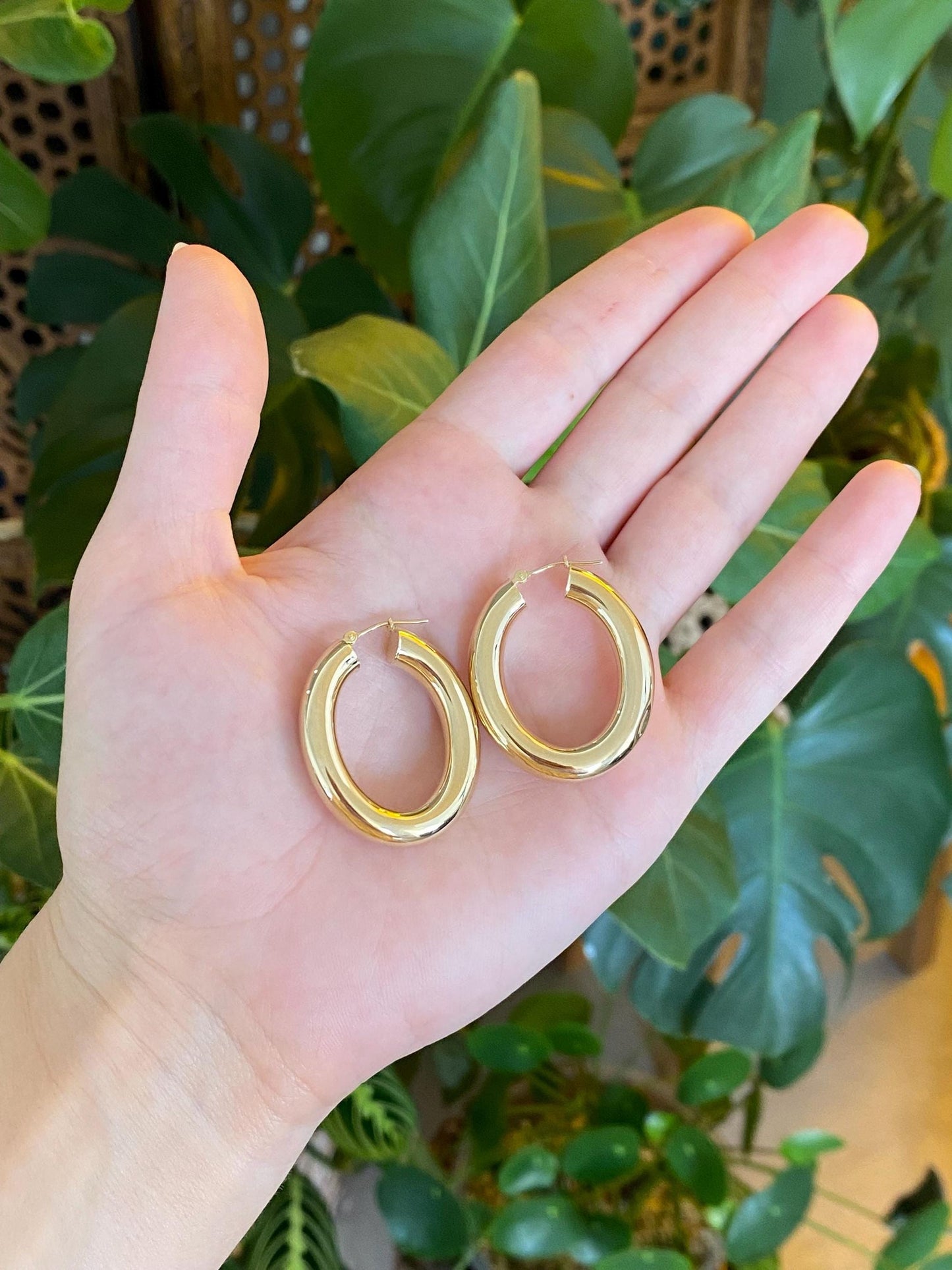 Vintage 14k Yellow Gold Chunky Oval Hoop Earrings