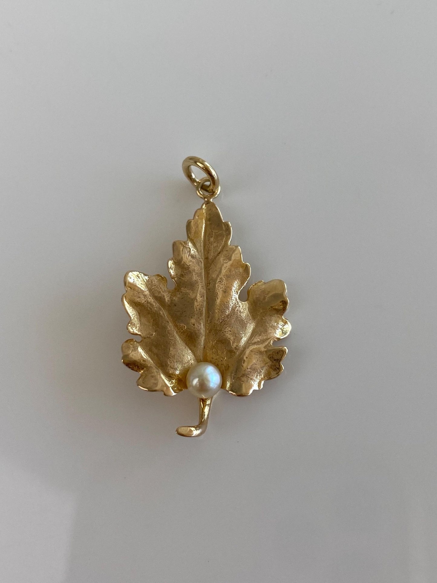 Vintage Solid 14k Yellow Gold Pearl Leaf Charm
