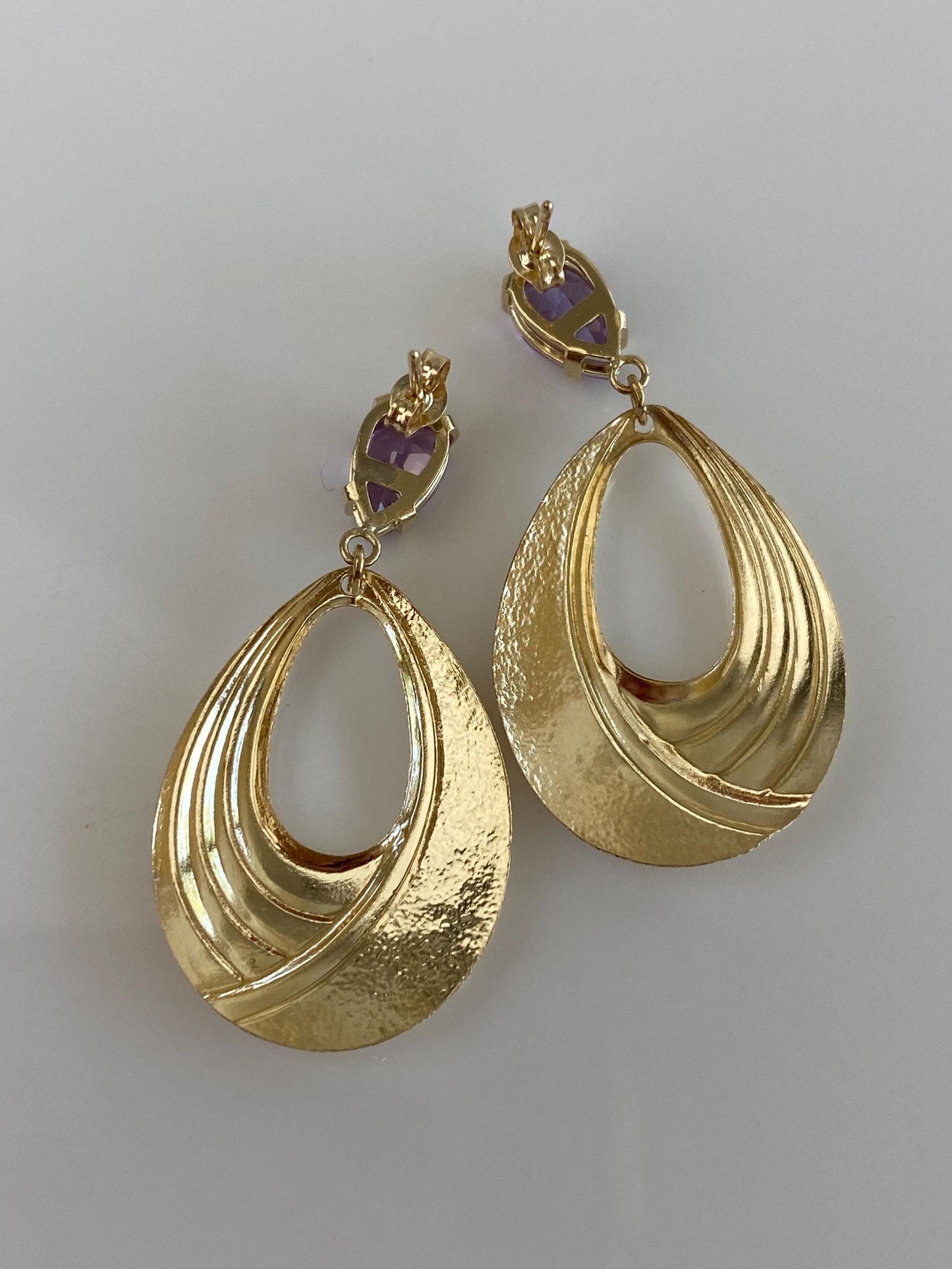 Vintage Solid 14k Yellow Gold Amethyst Sparkly Teardrop Dangle Stud Earrings