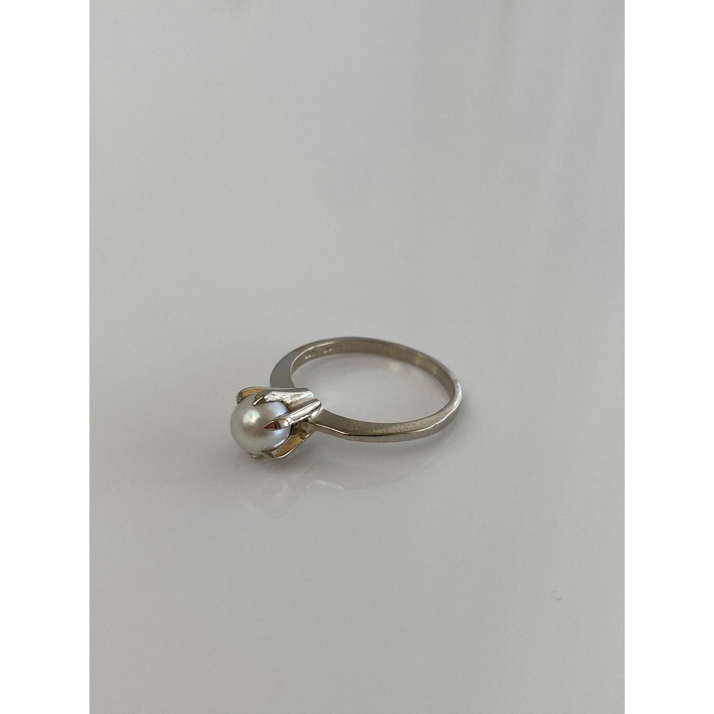Vintage Solid 10k White Gold Pearl Ring - Size 6.75