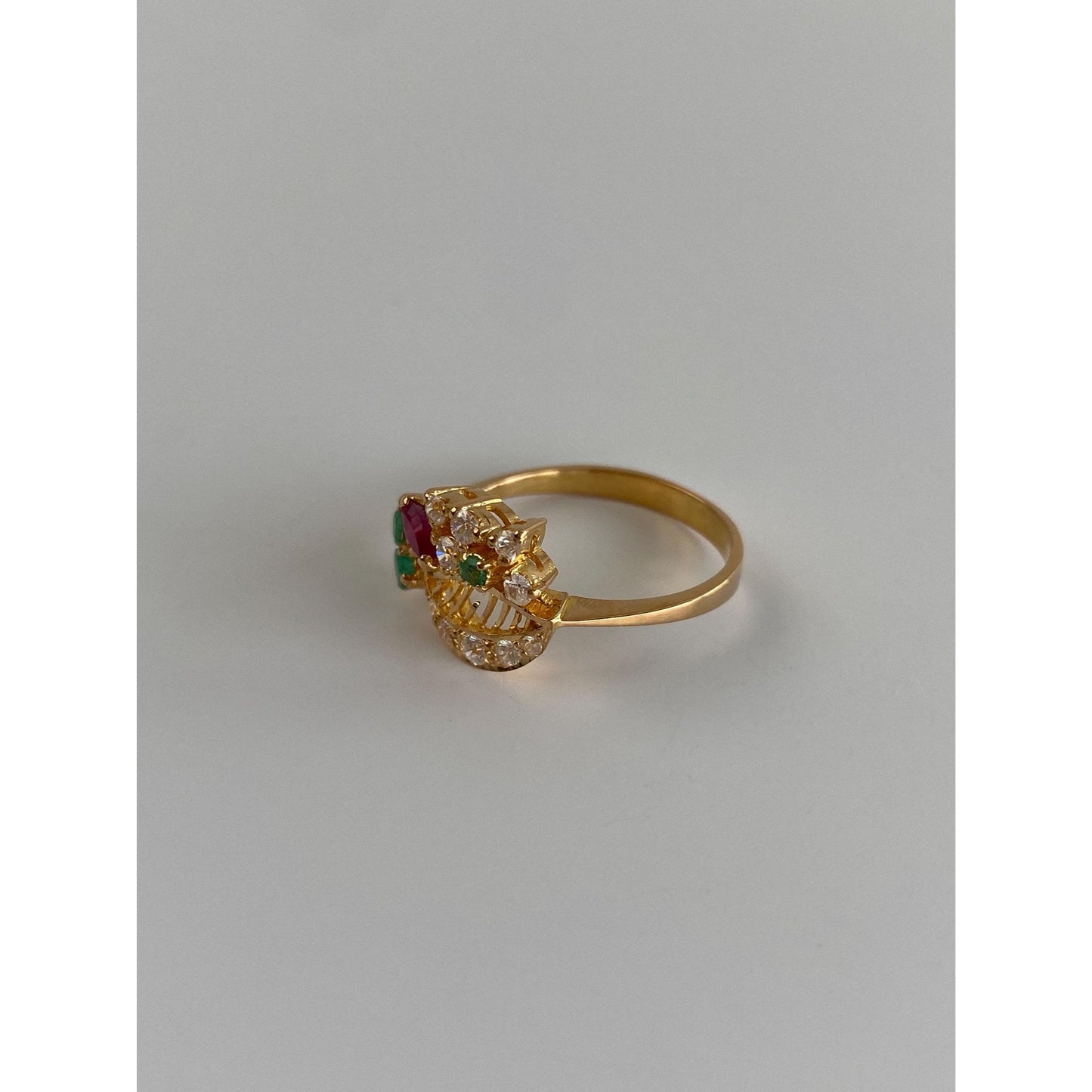 Vintage Solid 20k Yellow Gold Ruby Emerald Cubic Zirconia Ring - Size 6.75