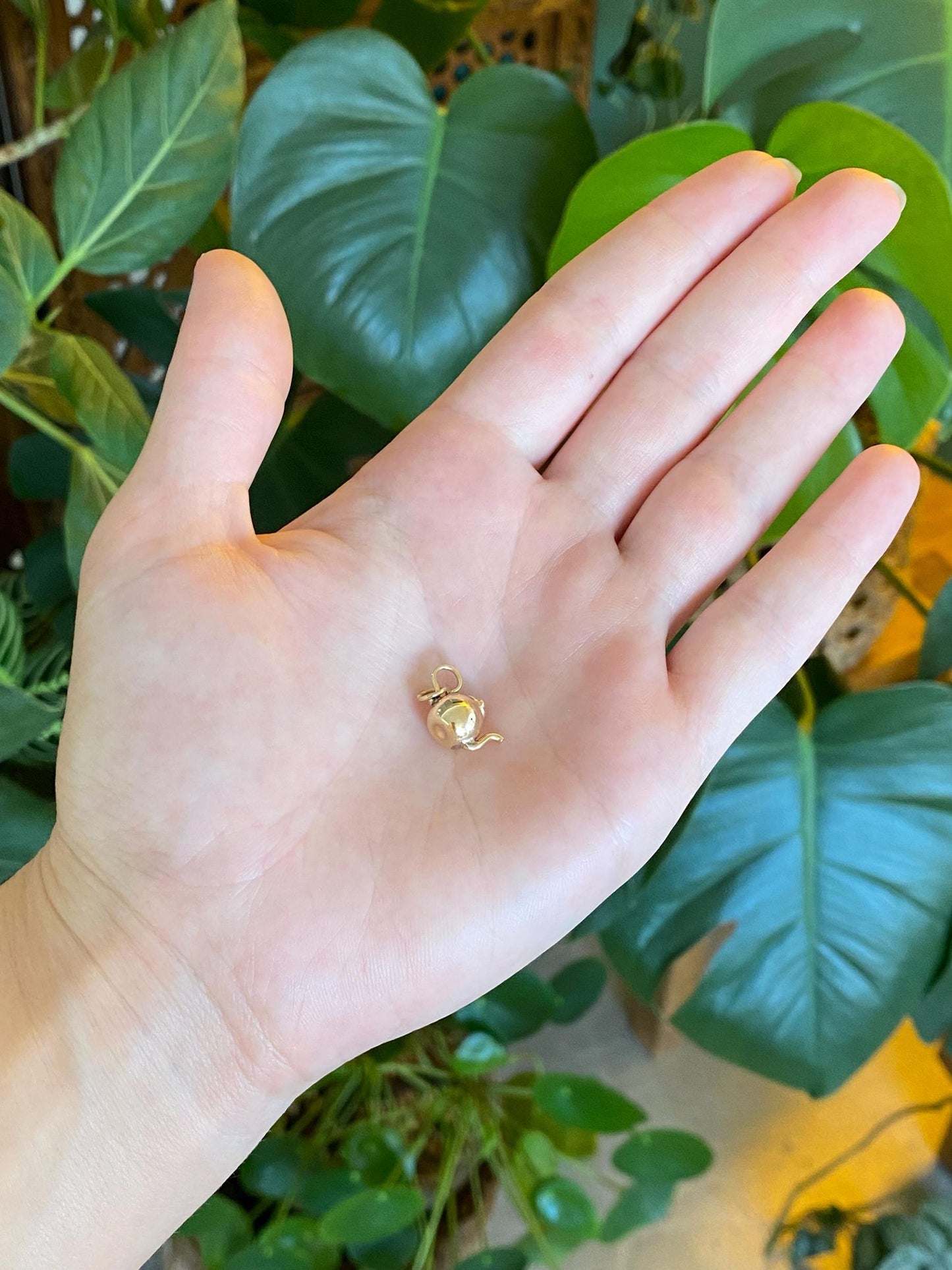 Vintage 10k Yellow Gold Teapot Charm