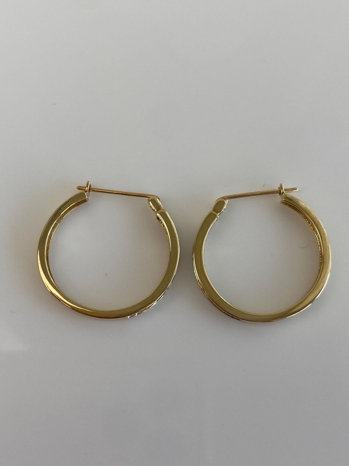 Vintage 10k Yellow Gold Clear Sapphire Hoop Earrings