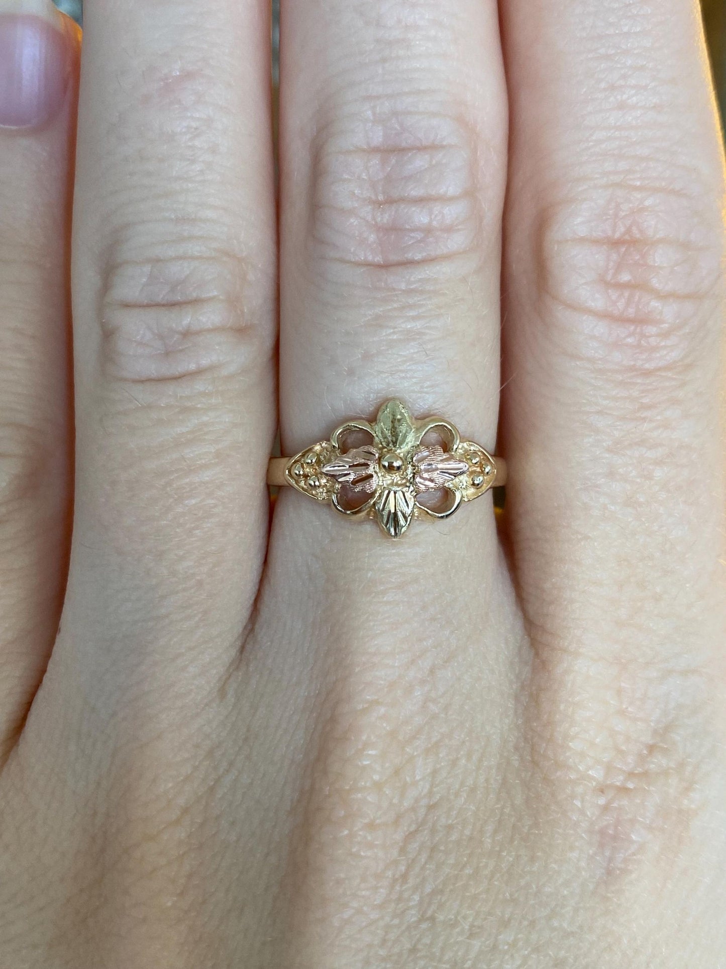 Solid 10k Black Hills Gold Diamond Cut Flower Ring - Size 6.75