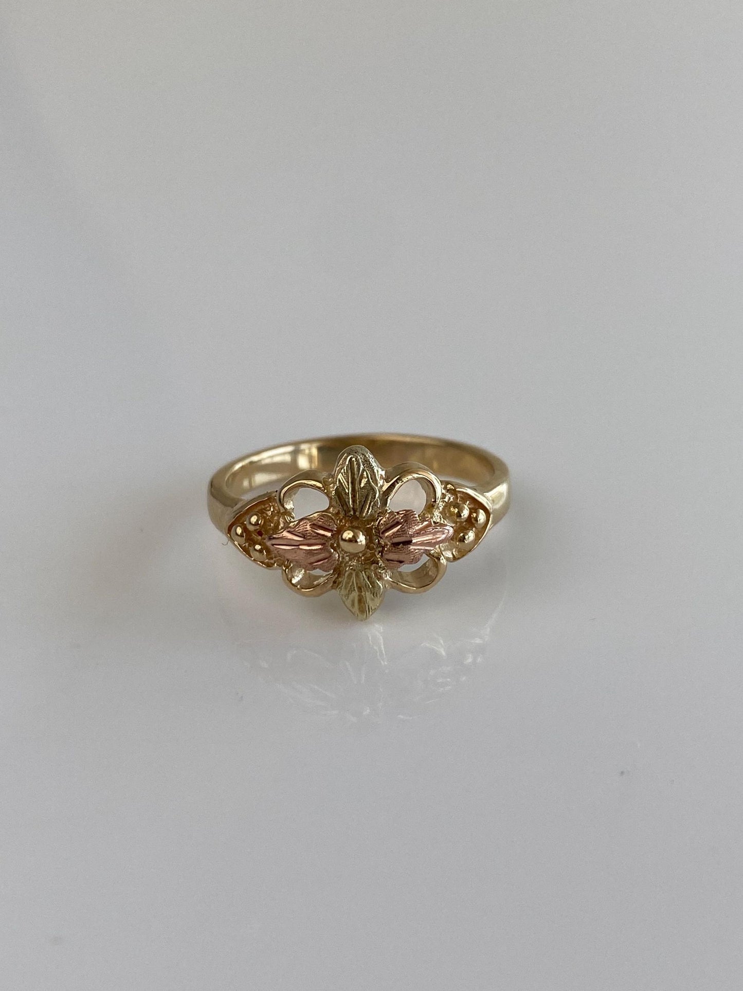 Solid 10k Black Hills Gold Diamond Cut Flower Ring - Size 6.75