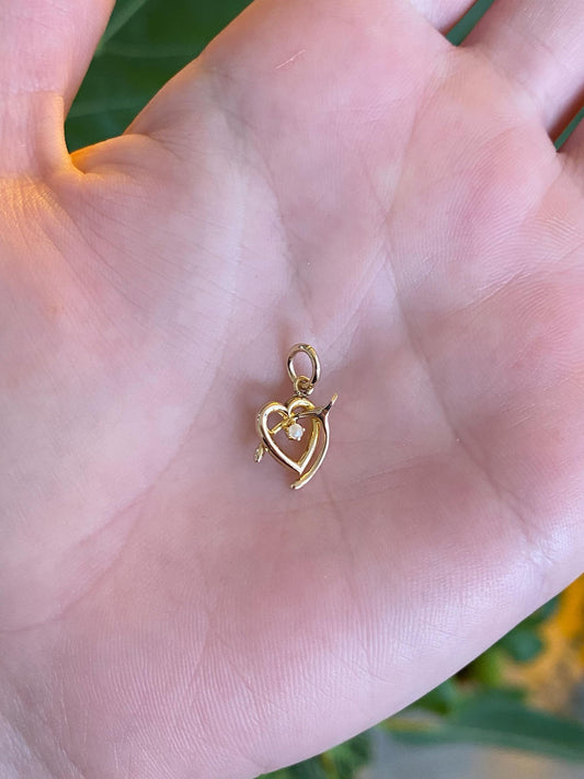 Vintage 10k Yellow Gold Seed Pearl Heart Wishbone Charm