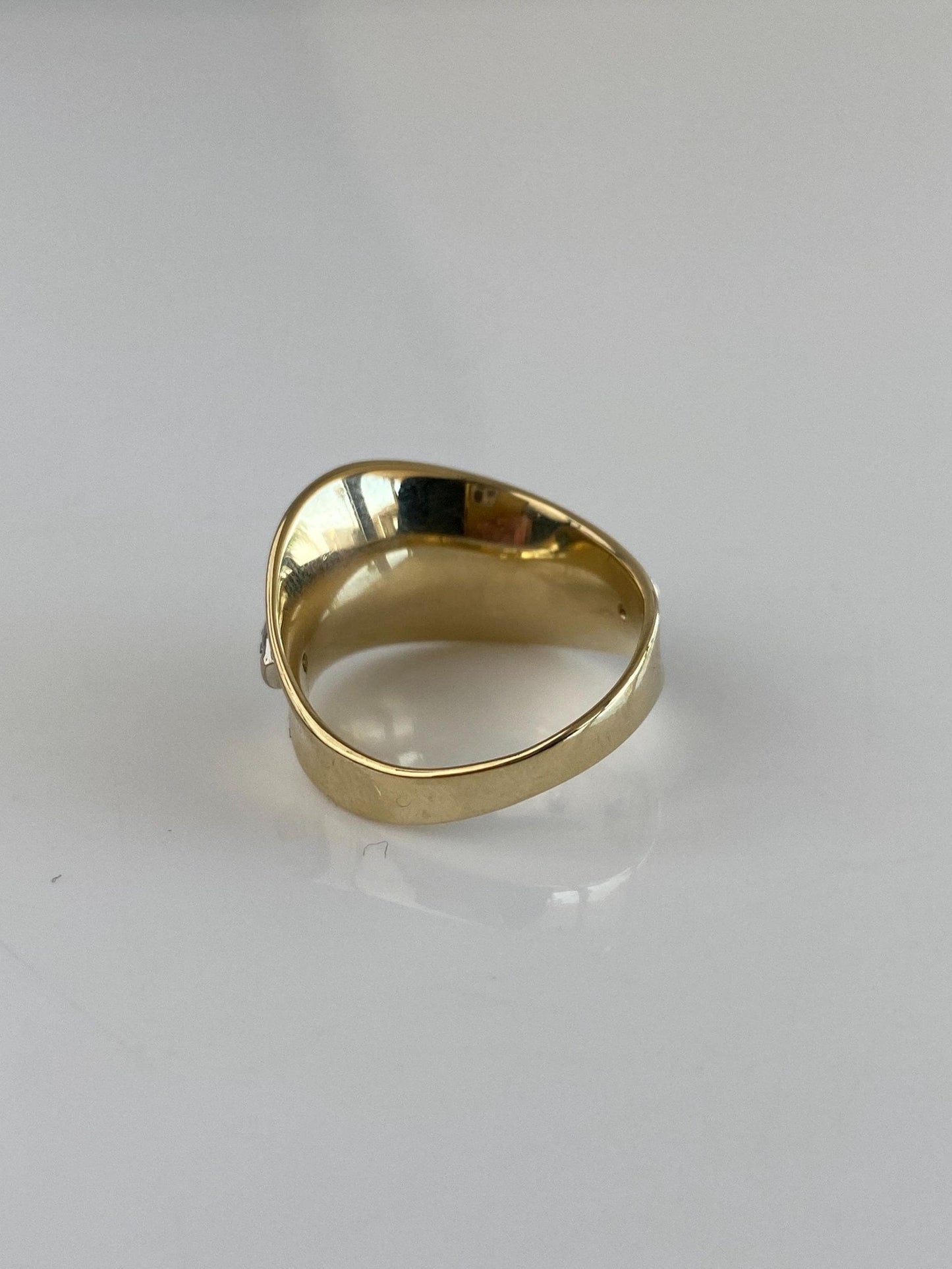 Vintage Solid 14k White & Yellow Gold Diamond Wavy Ring - Size 6.75