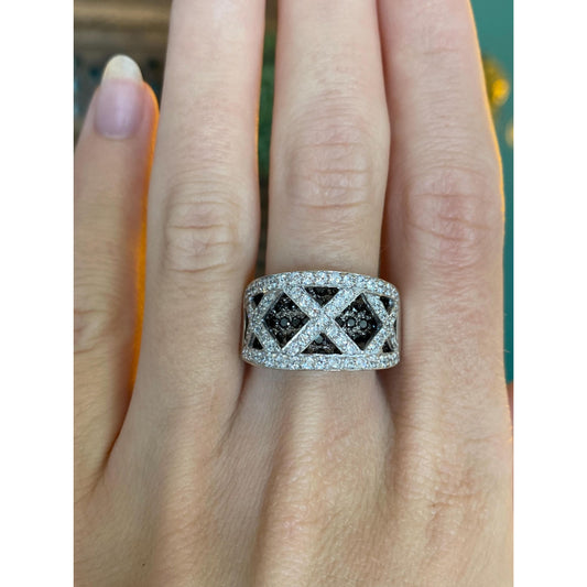 Vintage Solid 14k White Gold Black & Clear Cubic Zirconia Ring Band - Size 10