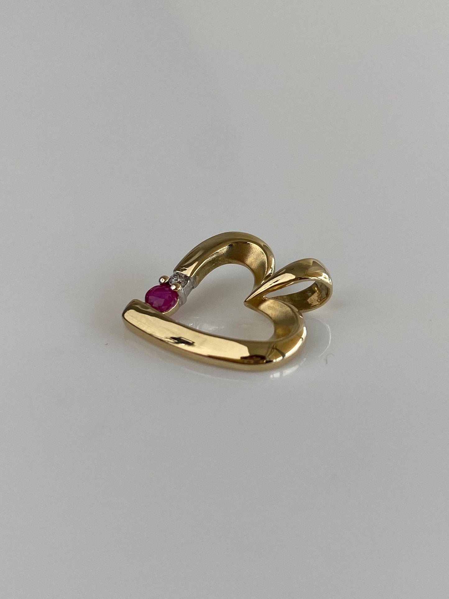 Vintage Solid 14k Yellow Gold Ruby Diamond Heart Charm