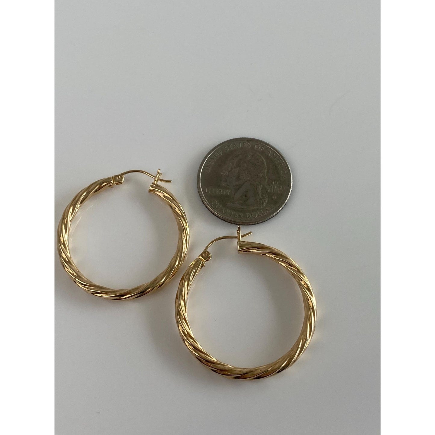 Vintage 14k Yellow Gold Twist Hoop Earrings