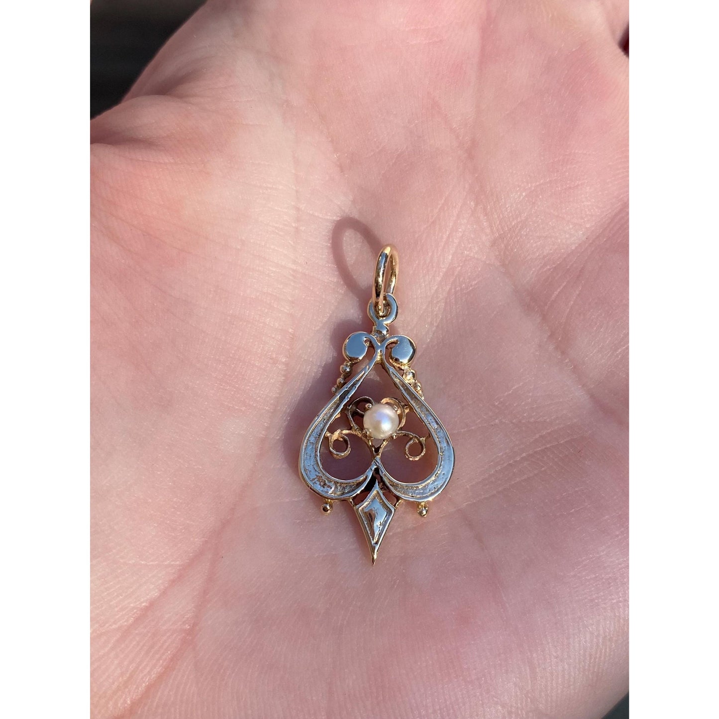 Vintage Solid 14k Yellow Gold Ornate Pearl Charm