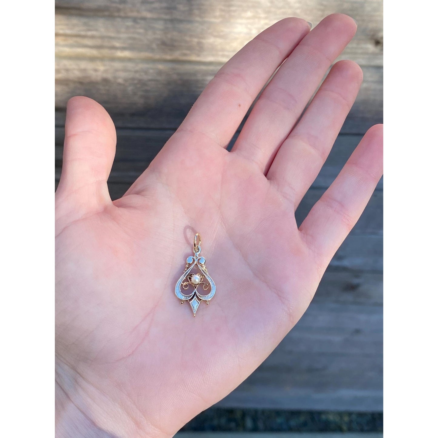 Vintage Solid 14k Yellow Gold Ornate Pearl Charm