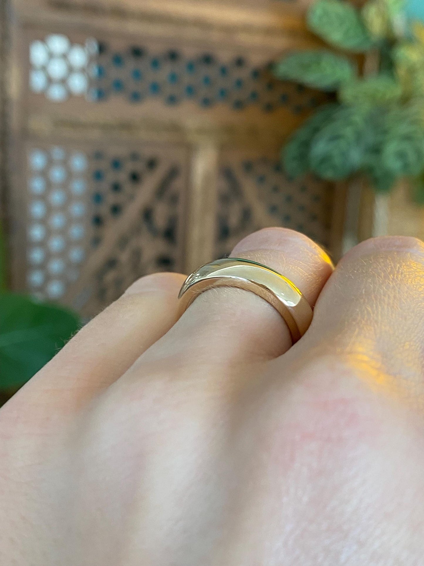 Vintage Solid 14k Yellow Gold Chunky Ring Band - Size 5