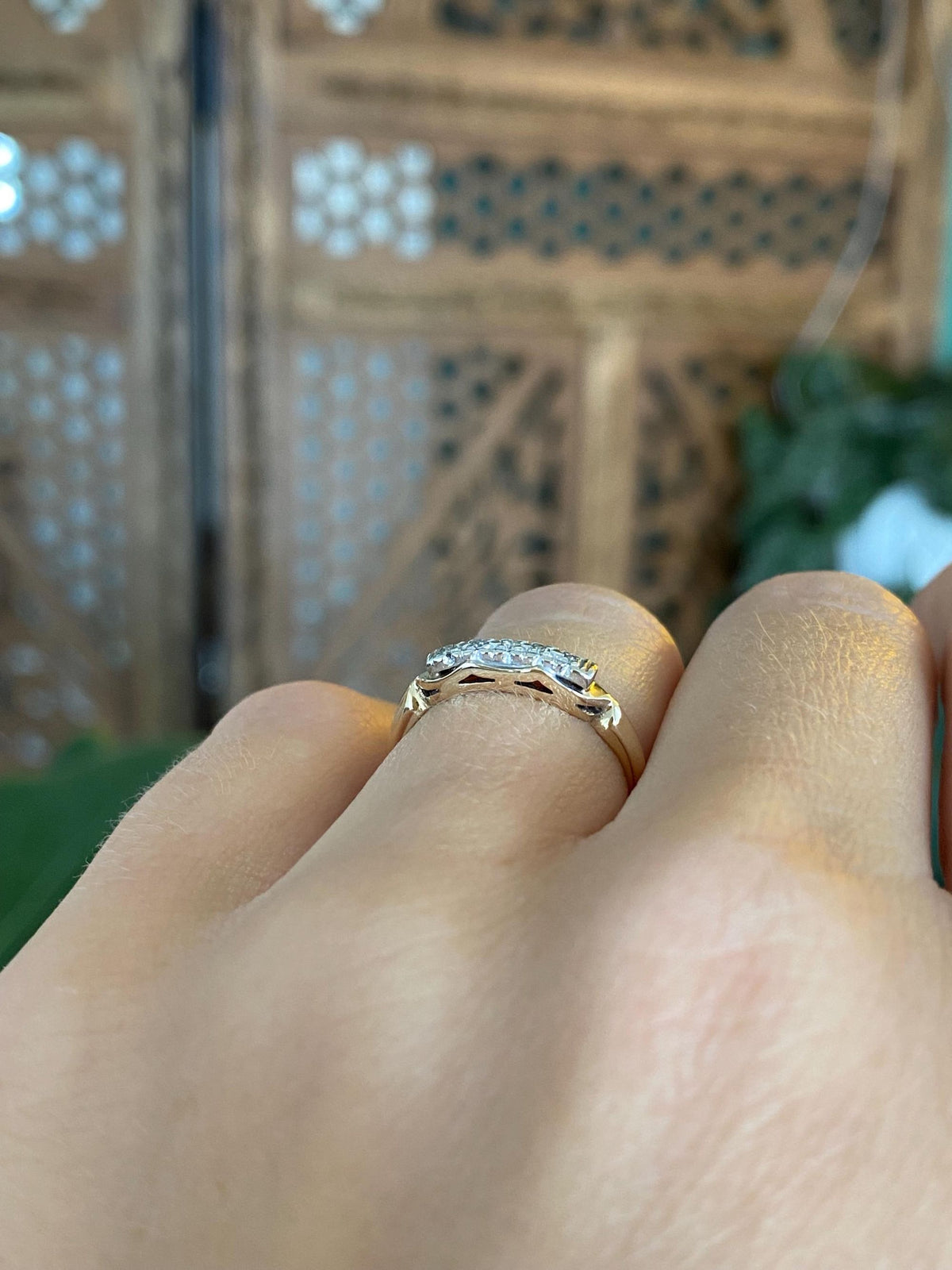 Vintage Solid 14k White & Yellow Gold Diamond Ring Band - Size 5