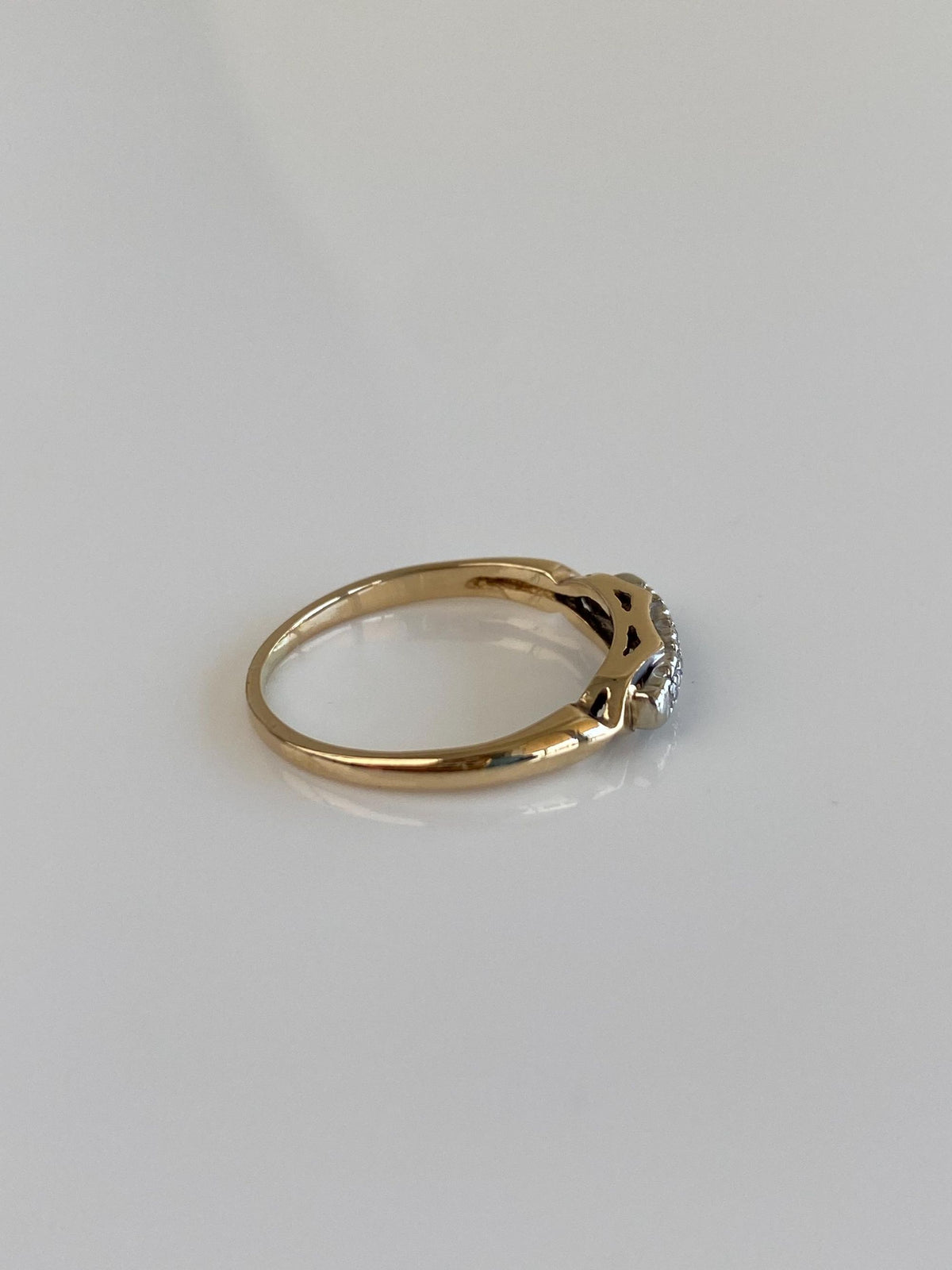 Vintage Solid 14k White & Yellow Gold Diamond Ring Band - Size 5