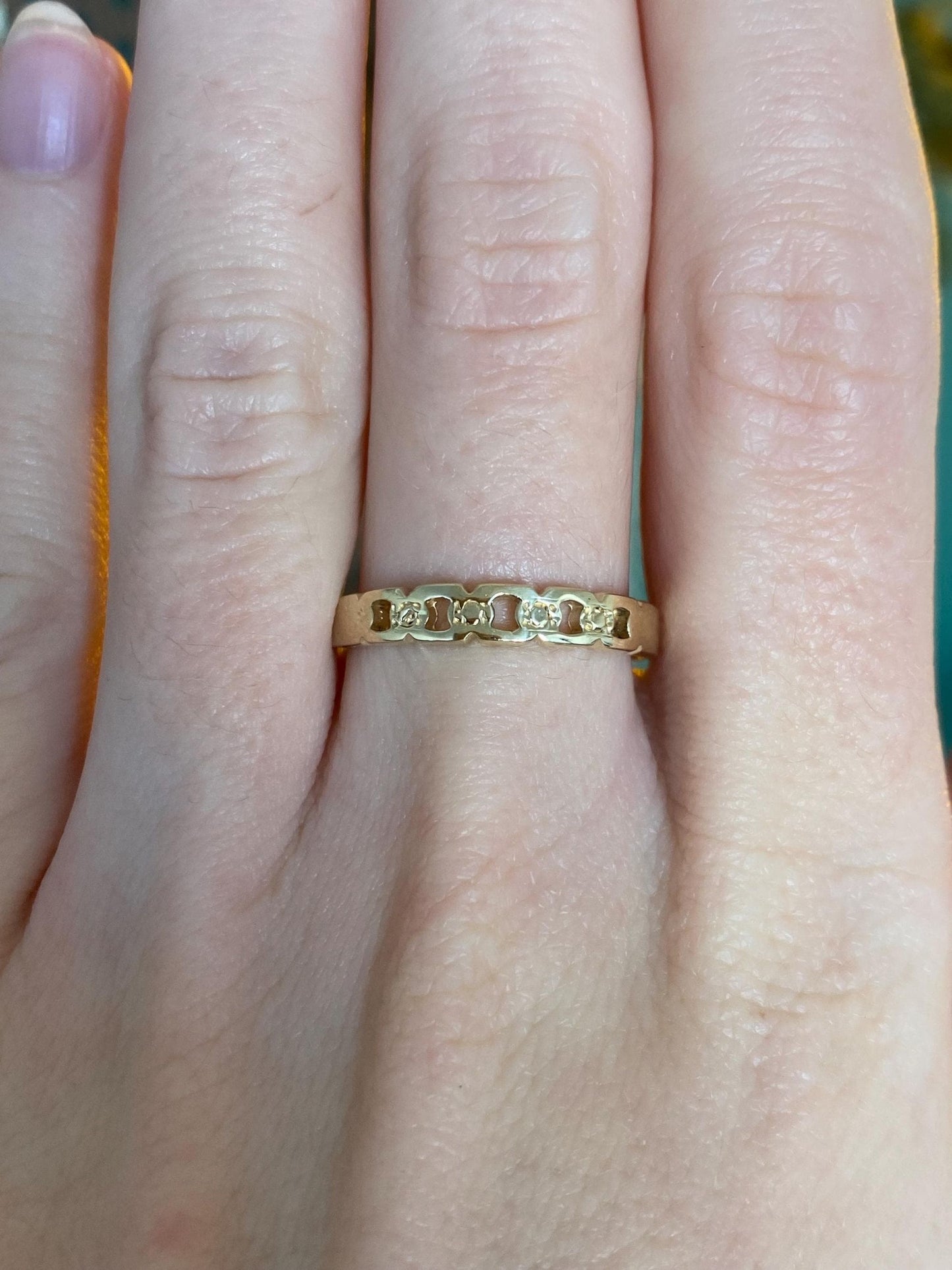 Vintage Solid 14k Yellow Gold Link Design Ring Band - Size 8.25