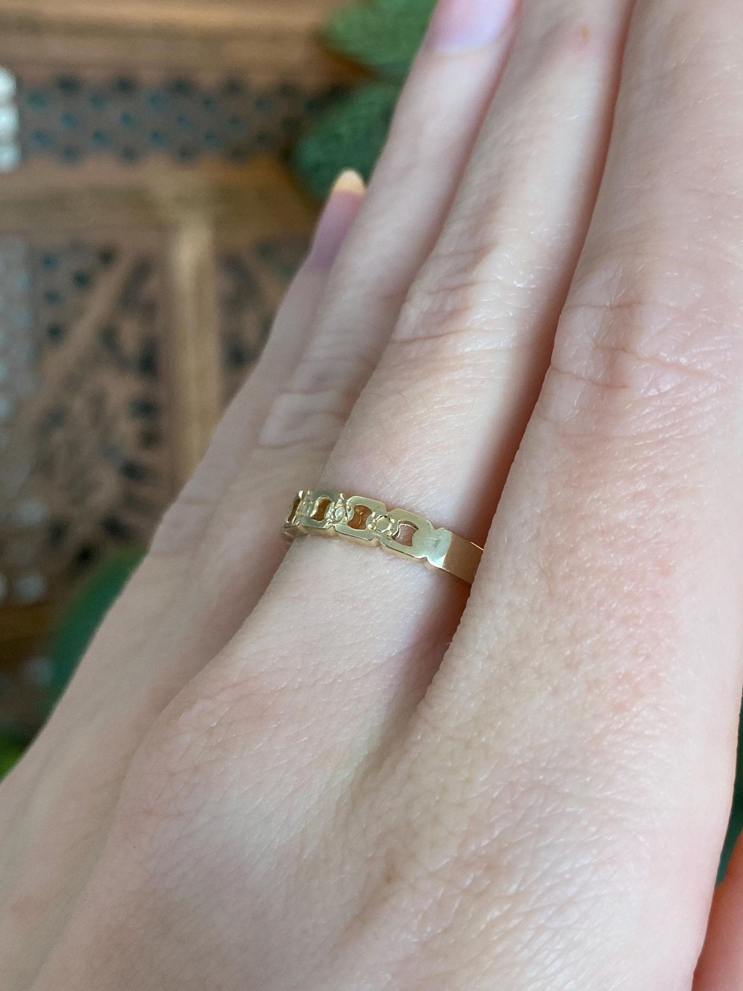 Vintage Solid 14k Yellow Gold Link Design Ring Band - Size 8.25