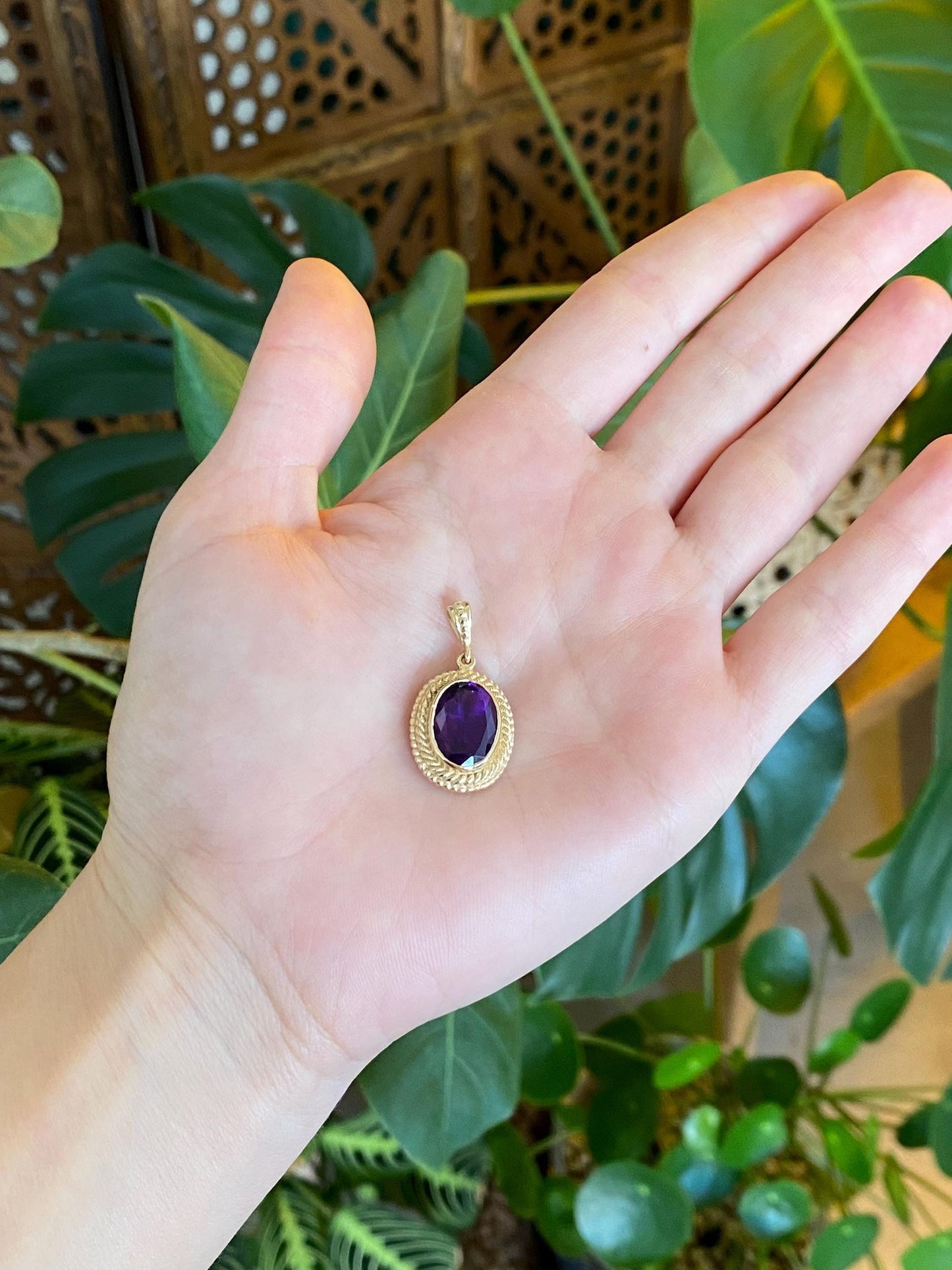 Vintage Solid 14k Yellow Gold Amethyst Charm