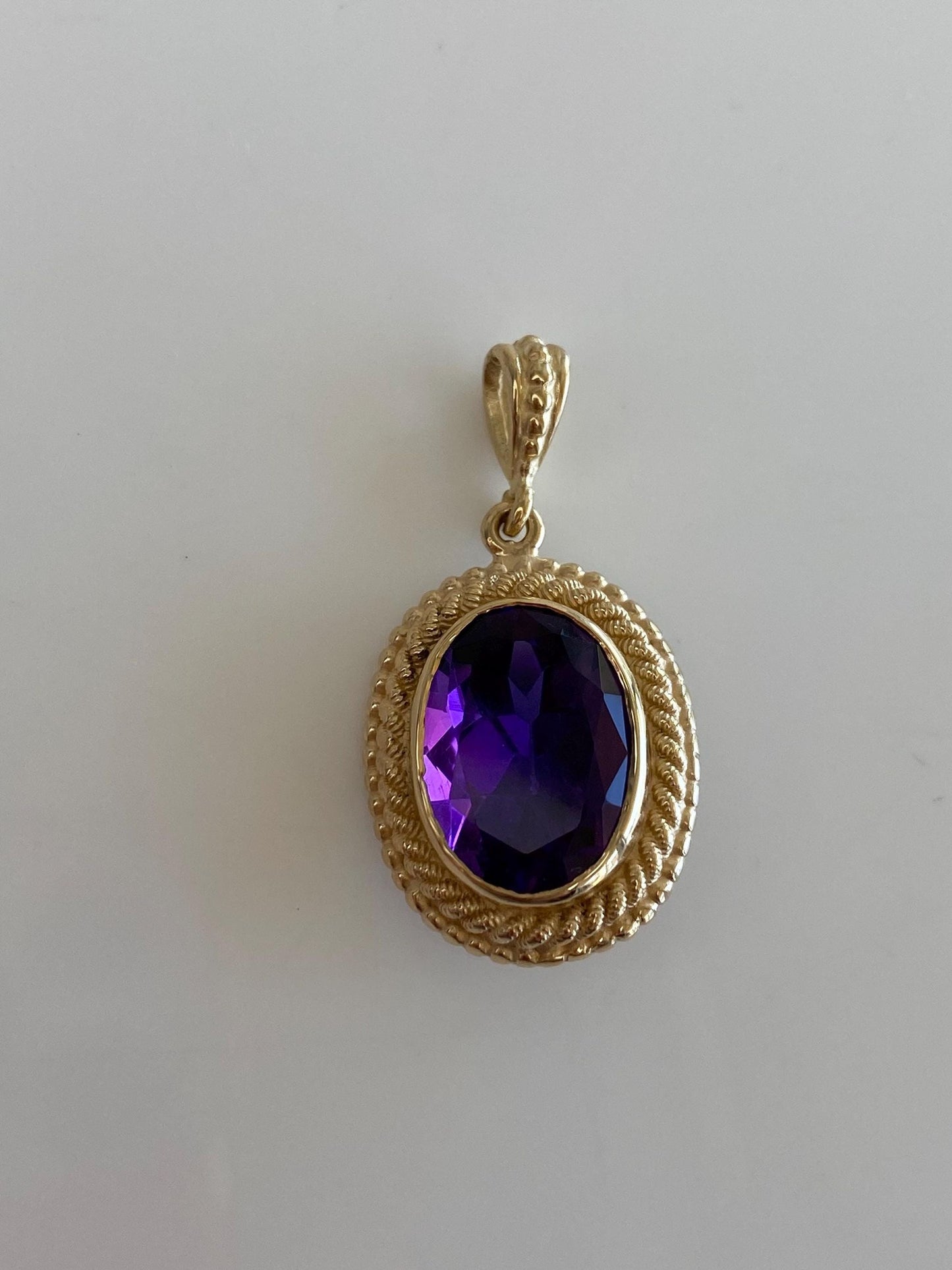 Vintage Solid 14k Yellow Gold Amethyst Charm