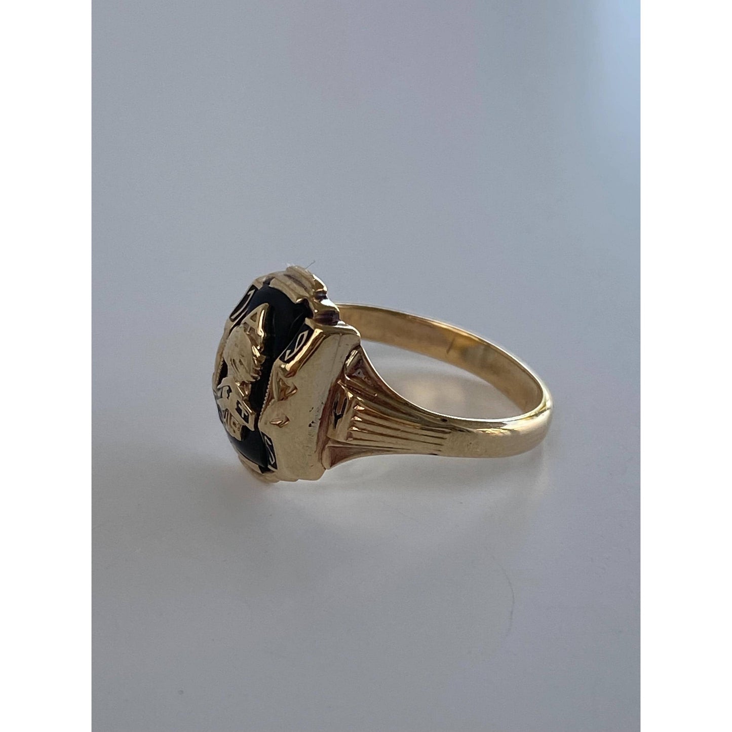 Vintage Solid 10k Yellow Gold 1956 Class Ring - Size 5.5