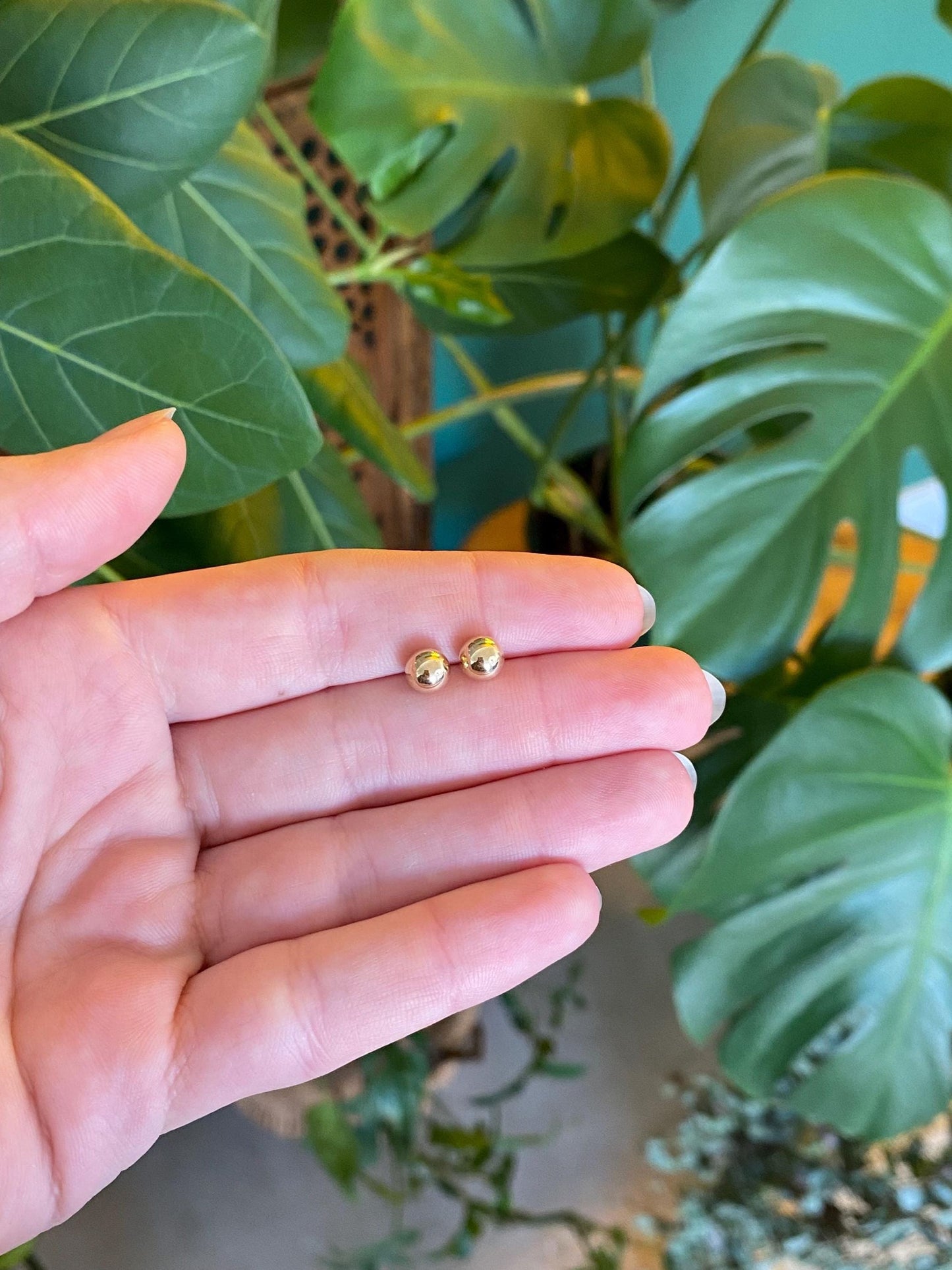 Vintage 14k Yellow Gold Ball Stud Earrings