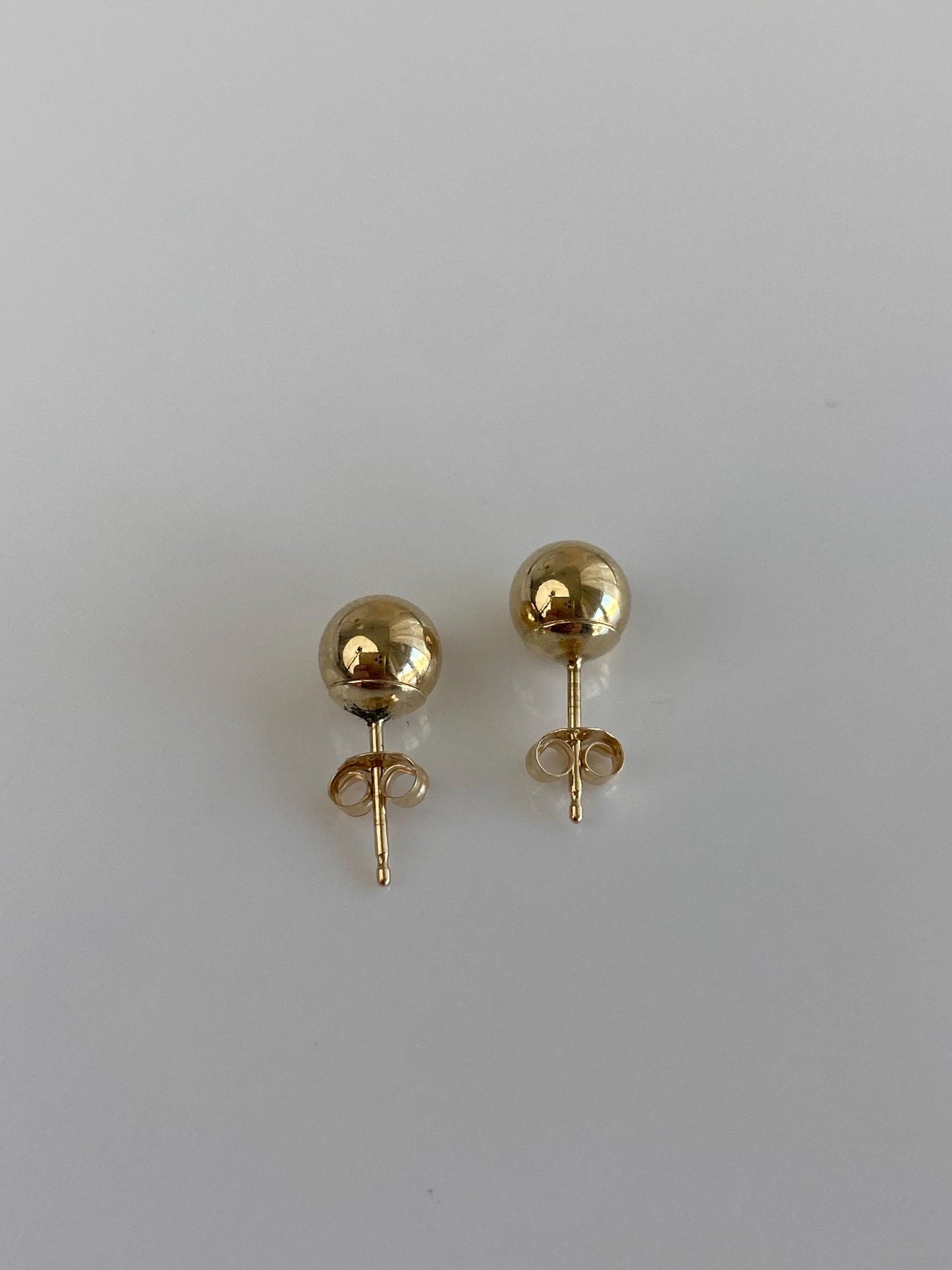 Vintage 14k Yellow Gold Ball Stud Earrings
