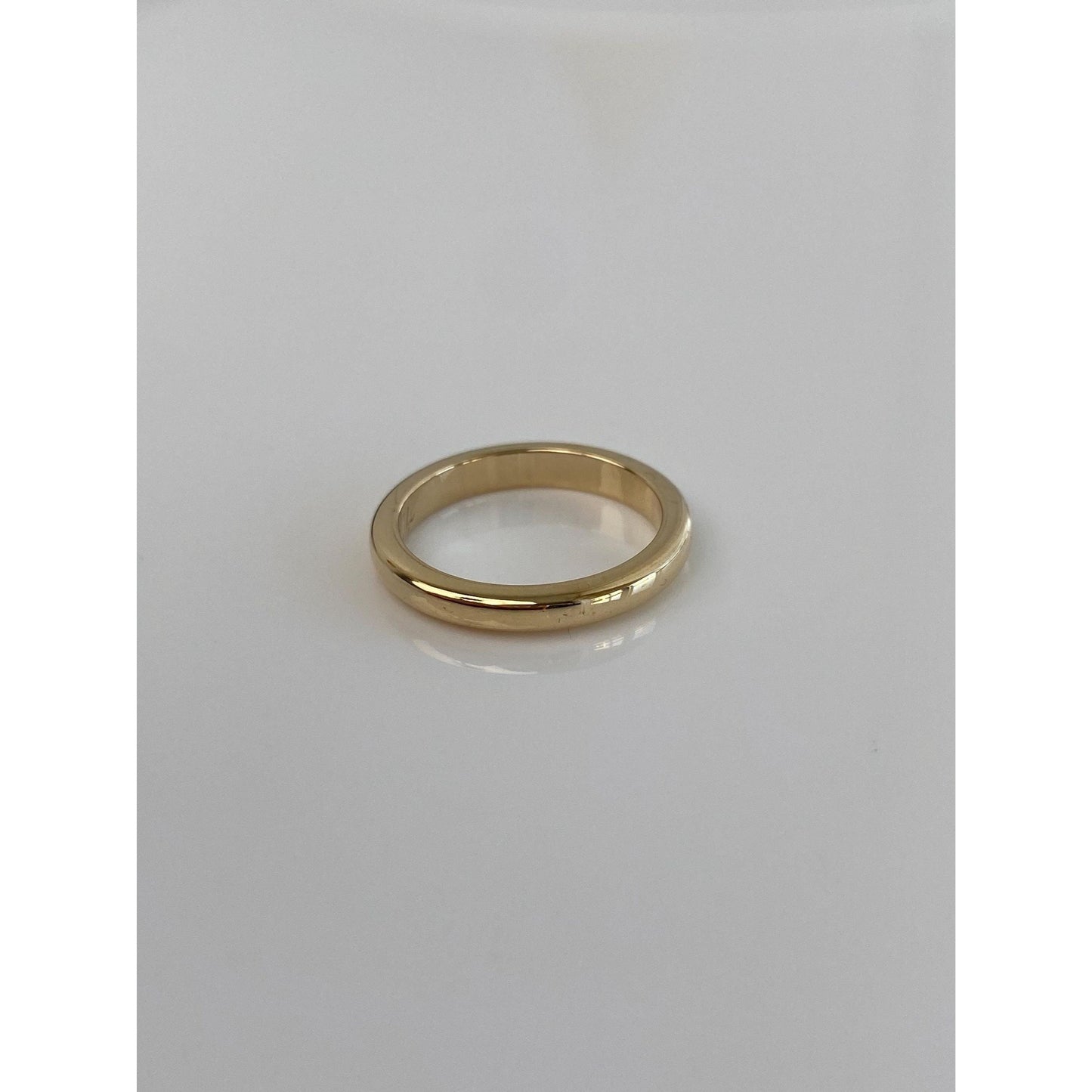 Vintage Solid 14k Yellow Gold Ring Band - Size 5.25
